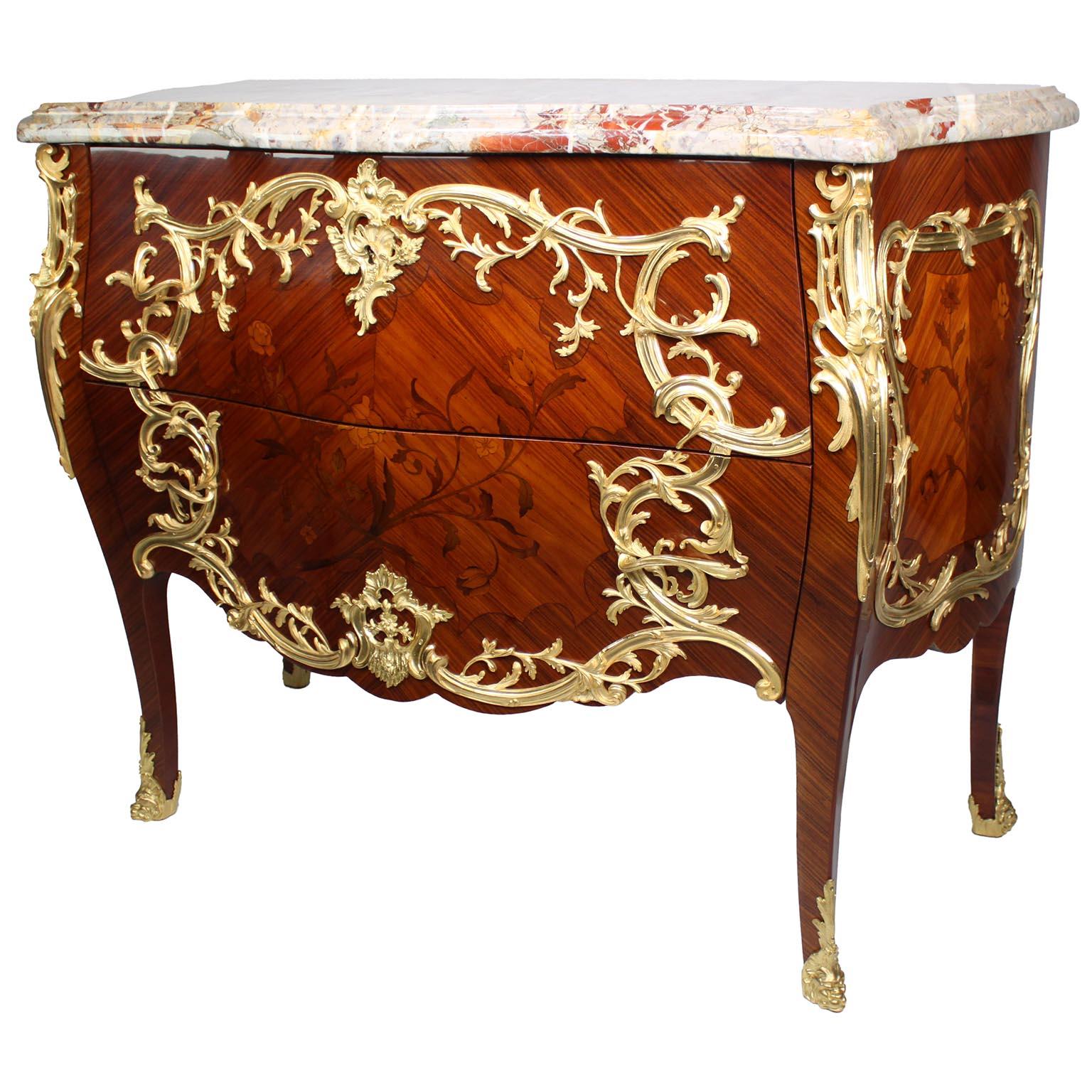 Una bella coppia di commodes francesi del XIX-XX secolo in stile Luigi XV con intarsio e ormeggio in vendita 5