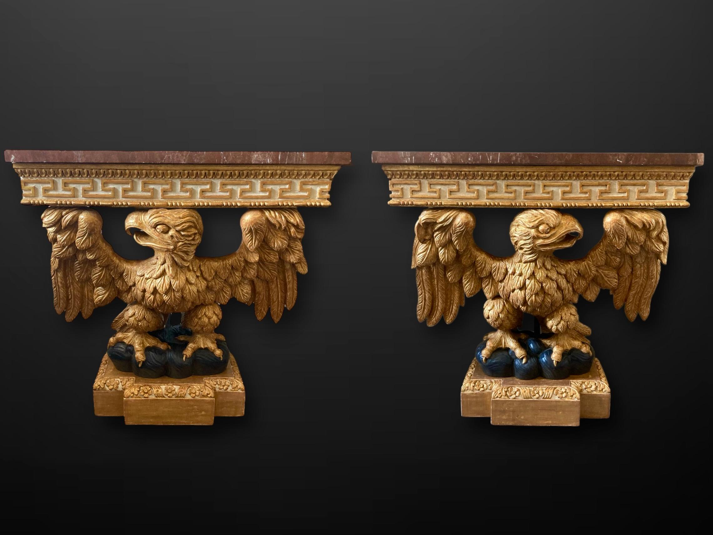 Ein schönes Paar William Kent-Stücke im Stil des 18. Jahrhunderts  Eagle Konsolentische (Marmor) im Angebot