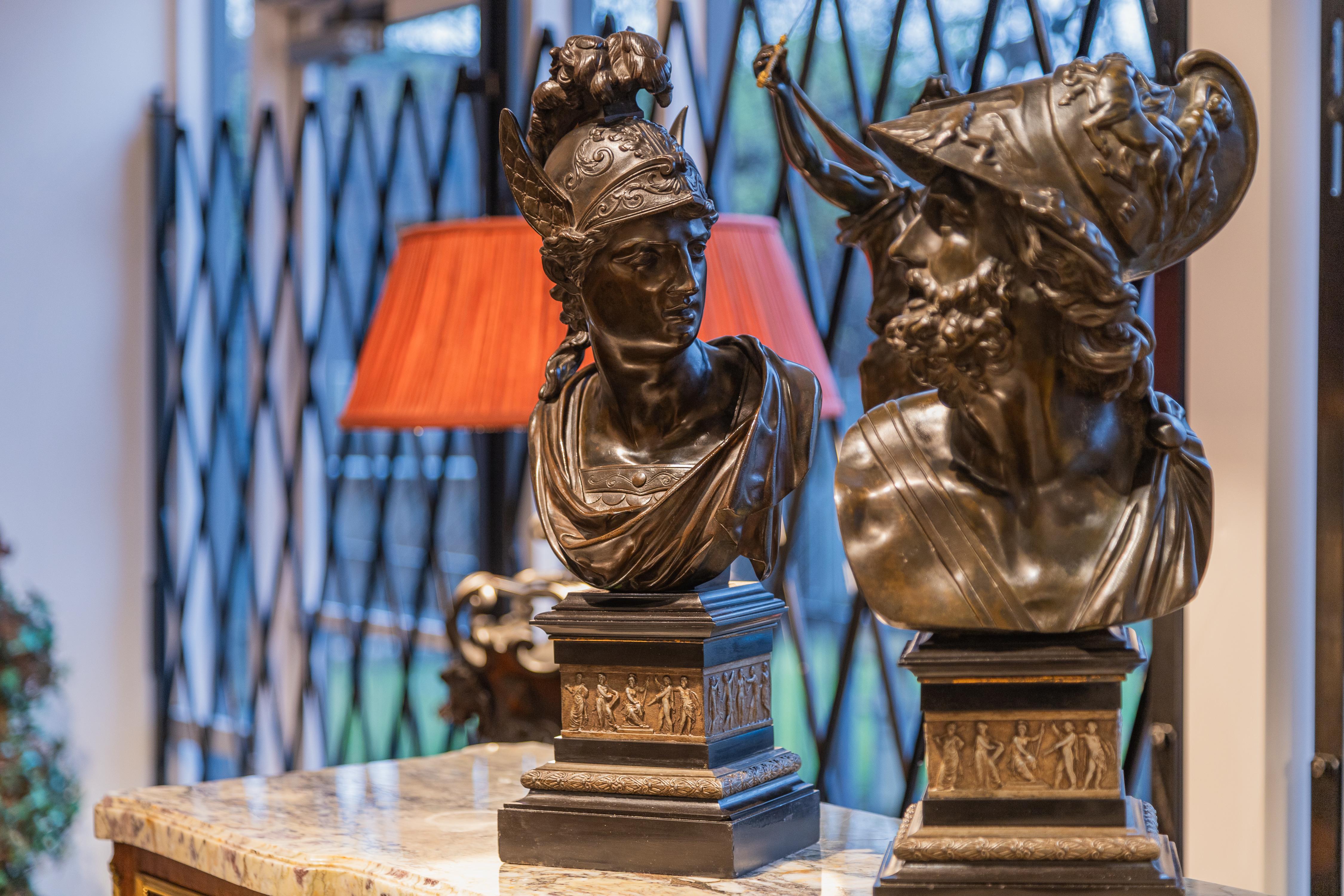 Classical Roman A fine pair of 19th c Classical bronzes by Henry Bonnard Bronze Co 1889 For Sale