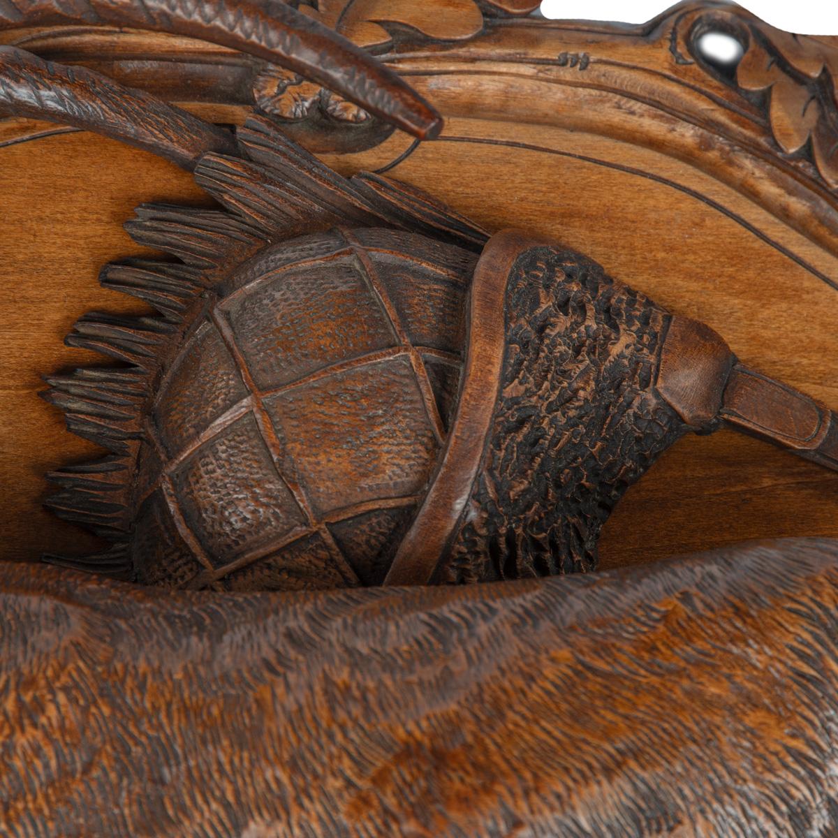 A fine pair of 19th century Black Forest Walnut game plaques attributed to Johan For Sale 2