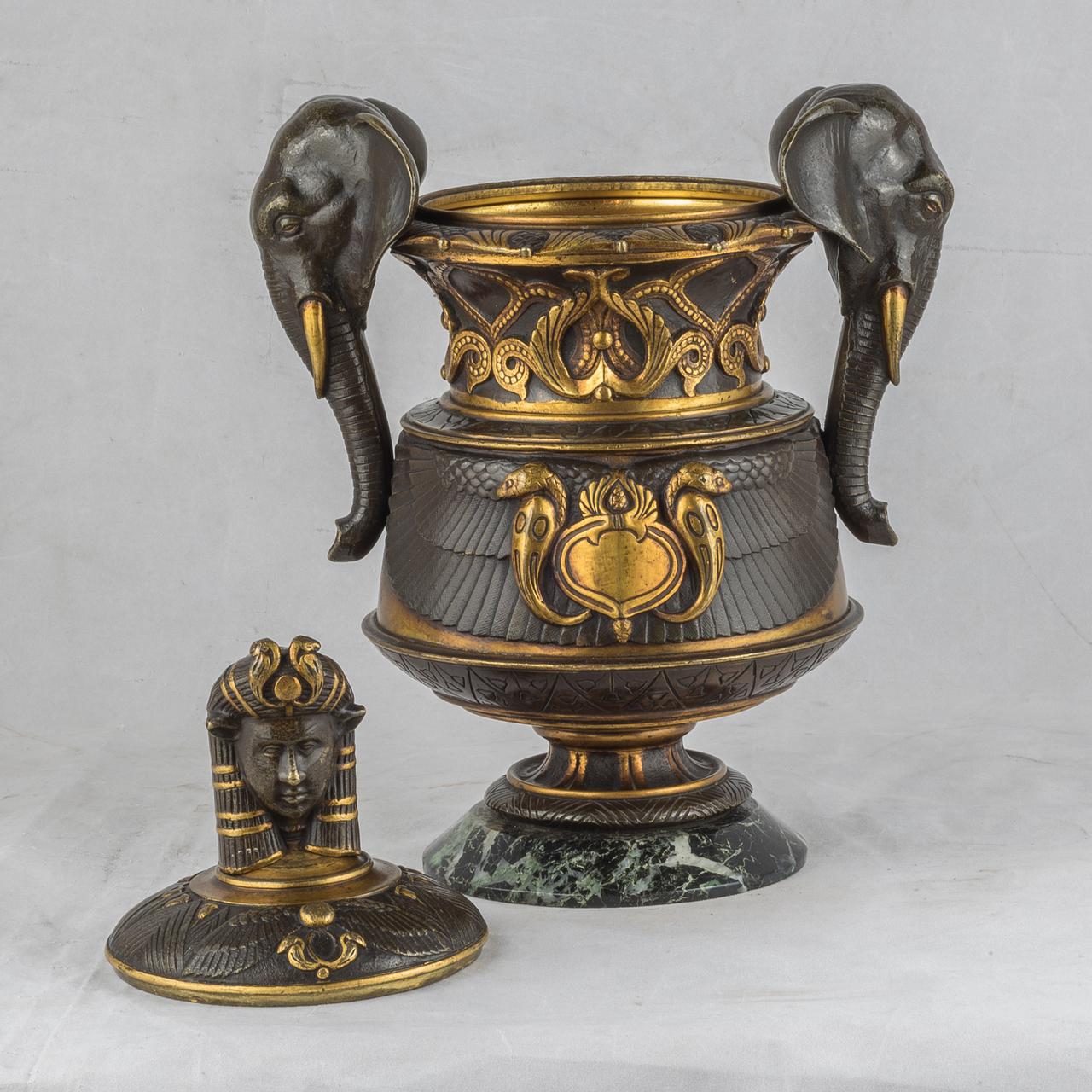 Bronze Fine Pair of 19th Century Egyptian Revival Gilt and Patinated Vases with Lids For Sale