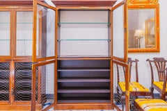 Bella coppia di librerie Regency del XIX secolo in palissandro e bronzo dorato