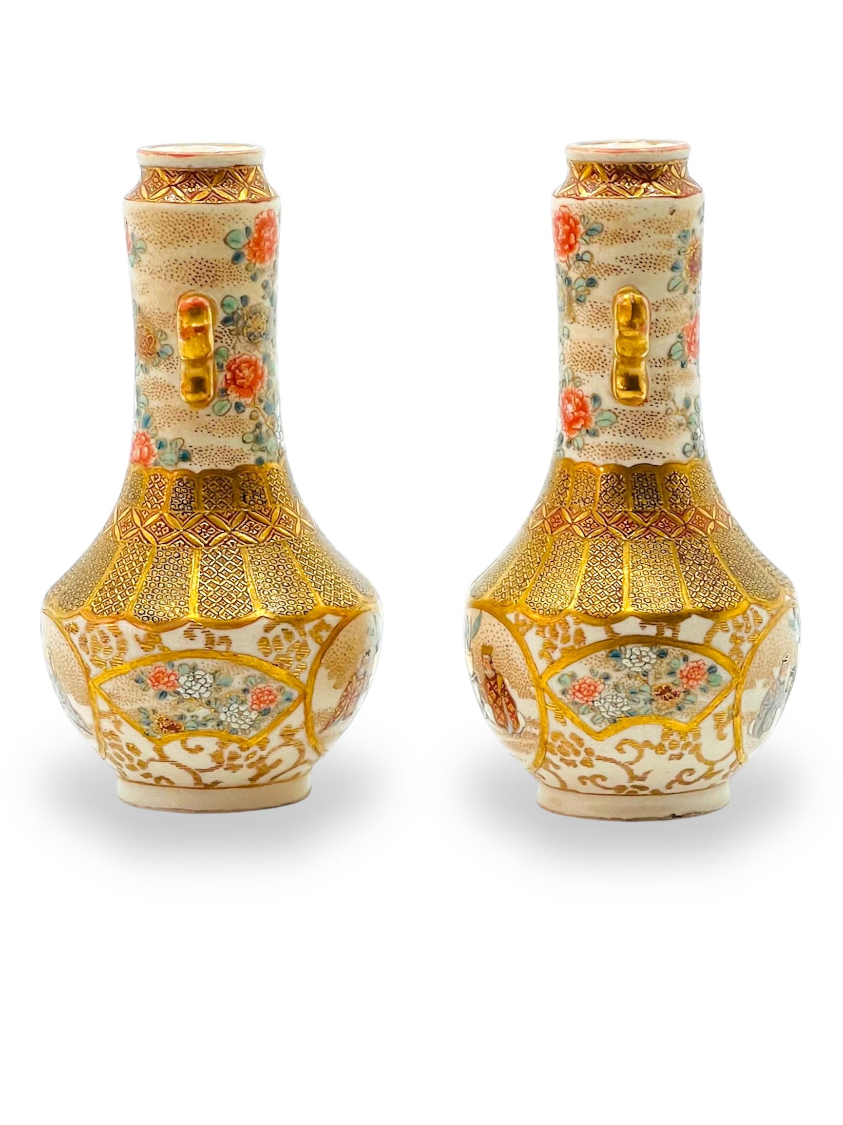 Une belle paire de vases japonais anciens Satsuma. Signé Kyuozan.Époque Meiji en vente 9