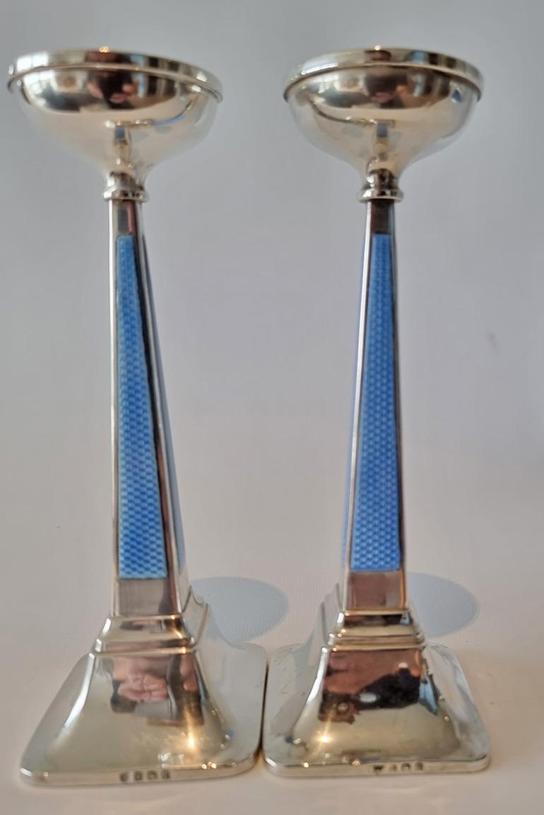 Fine Pair of Art Deco Silver and Blue Guilloche Enamel Candlesticks In Good Condition For Sale In London, GB