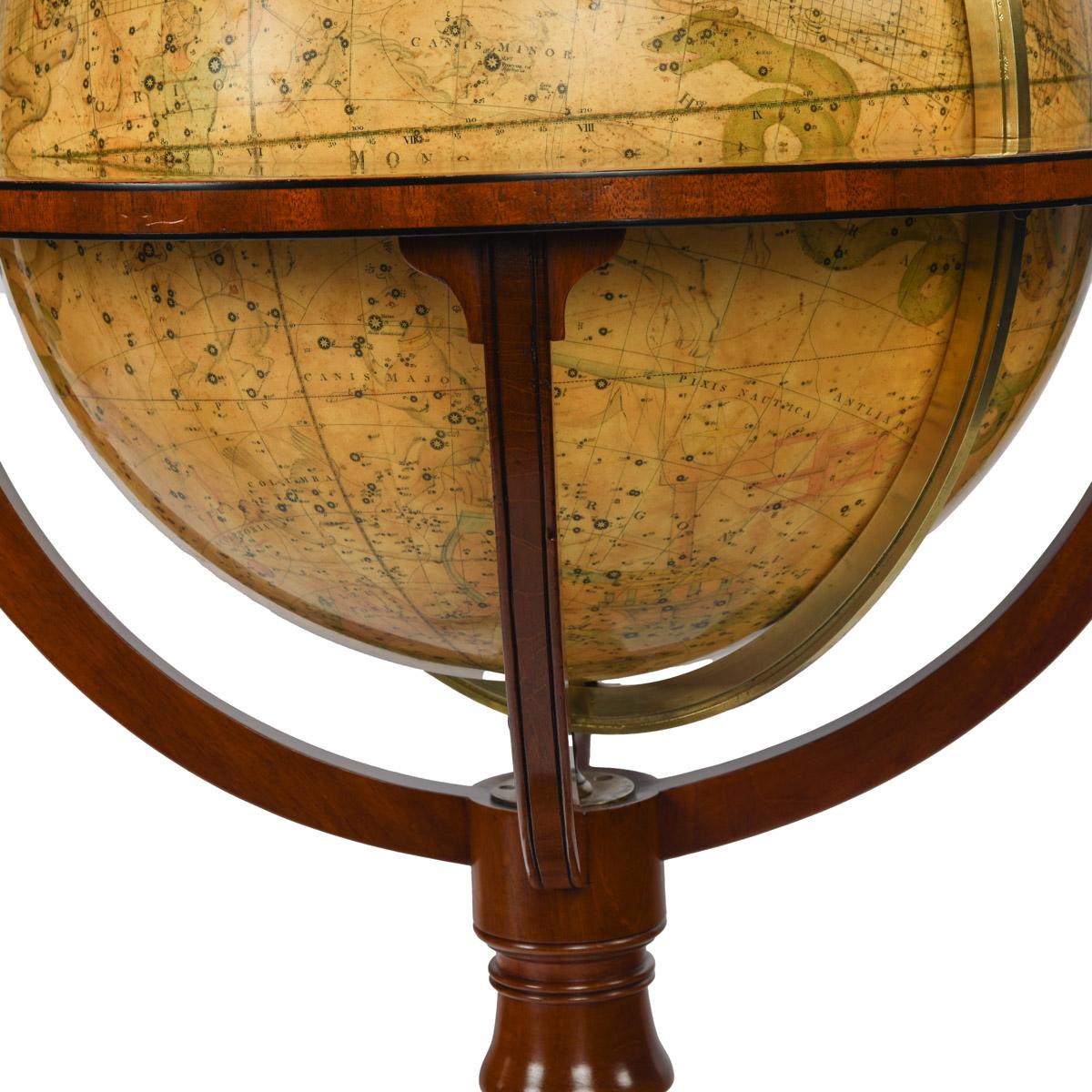 A Fine Pair of Cary Globes, Retailed by Kirk and Mercein of New York c.1816-1820 In Good Condition For Sale In Lymington, Hampshire