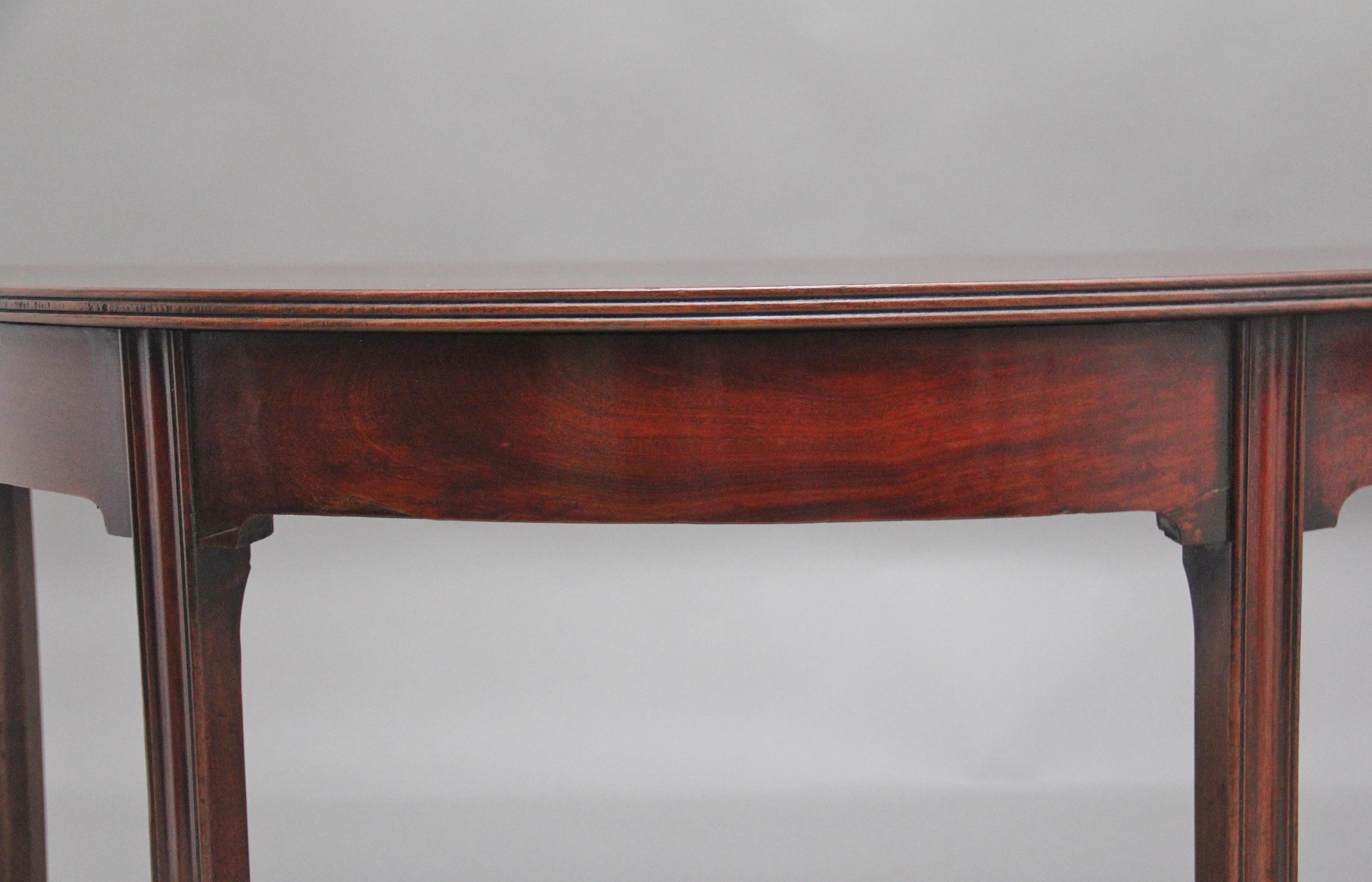 A fine pair of early 19th Century mahogany demi-lune console tables For Sale 1