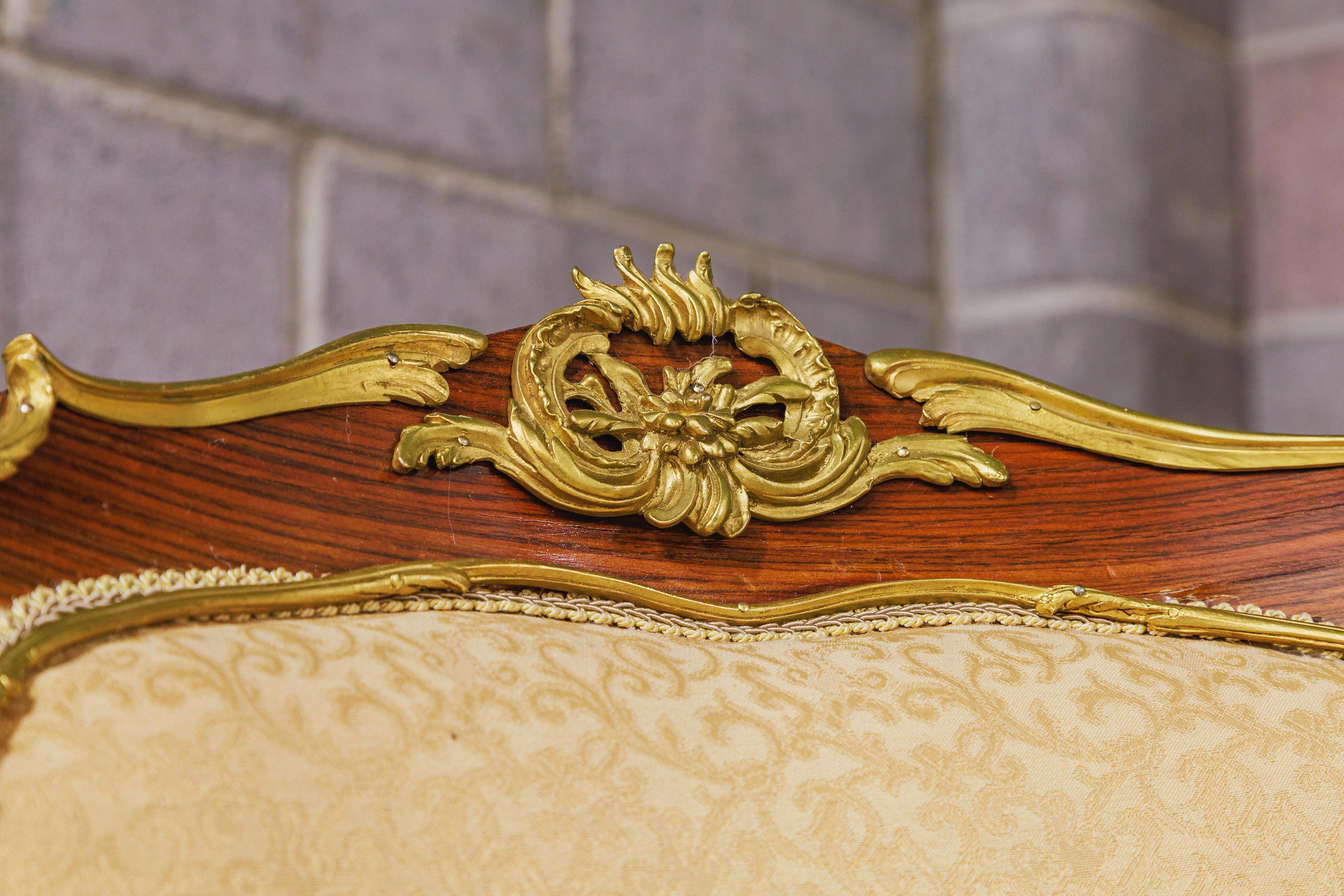 Pareja de sillones franceses de principios del siglo XX montados en bronce dorado según Linke en Bueno estado para la venta en Dallas, TX