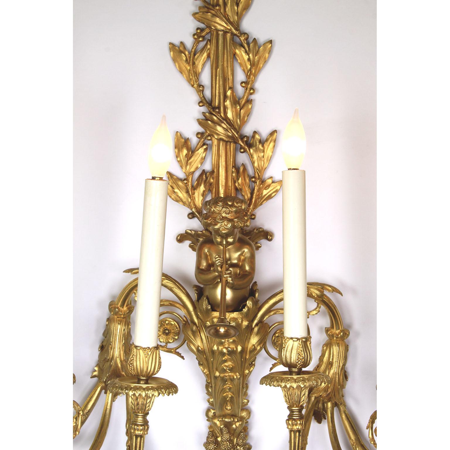 Luigi XV Fine Pair of French 19th Century Gilt-Bronze Figural Wall-Lights with Children in vendita
