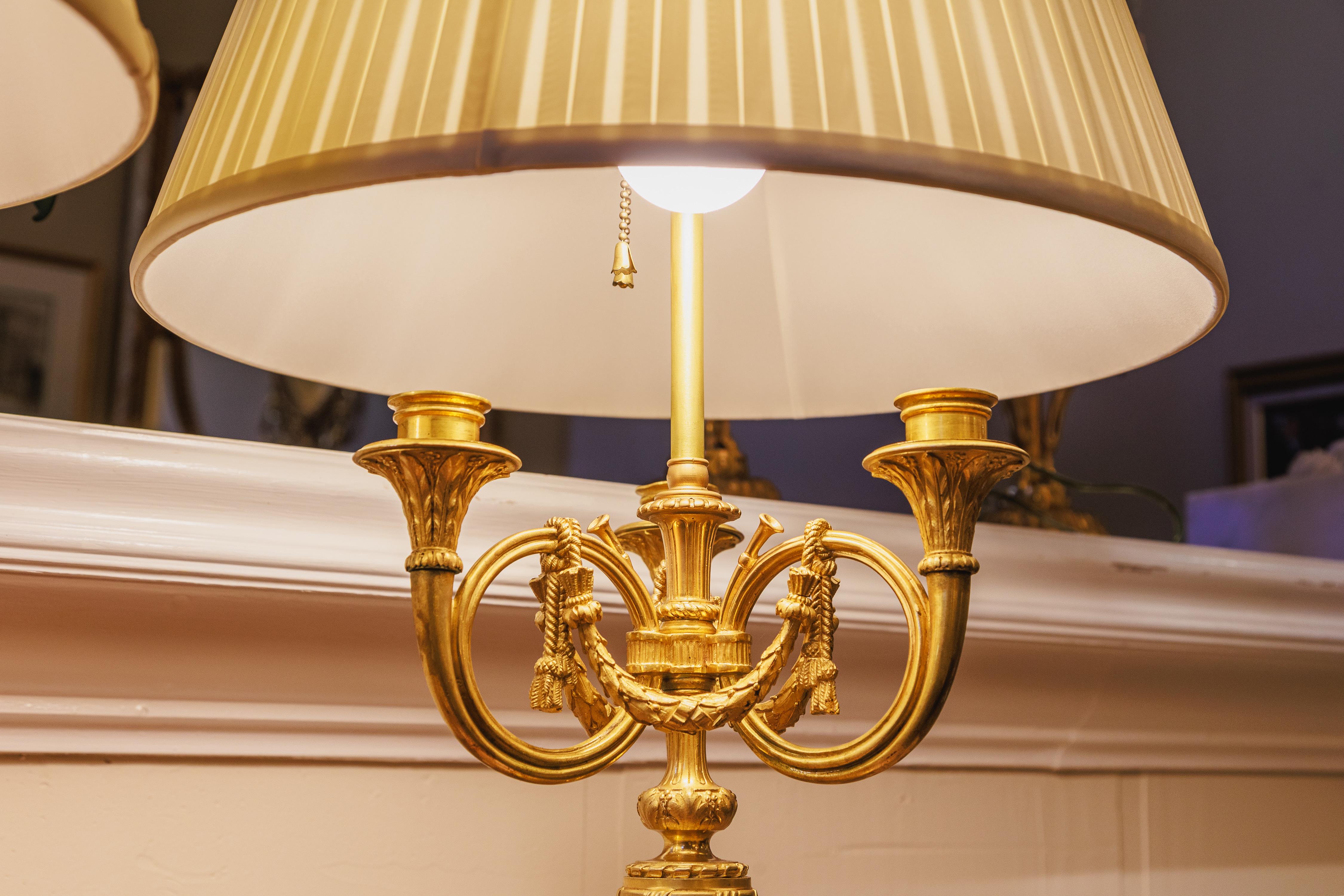 Gilt A fine pair of French gilt bronze bouillette  lamp. Fine quality casting For Sale