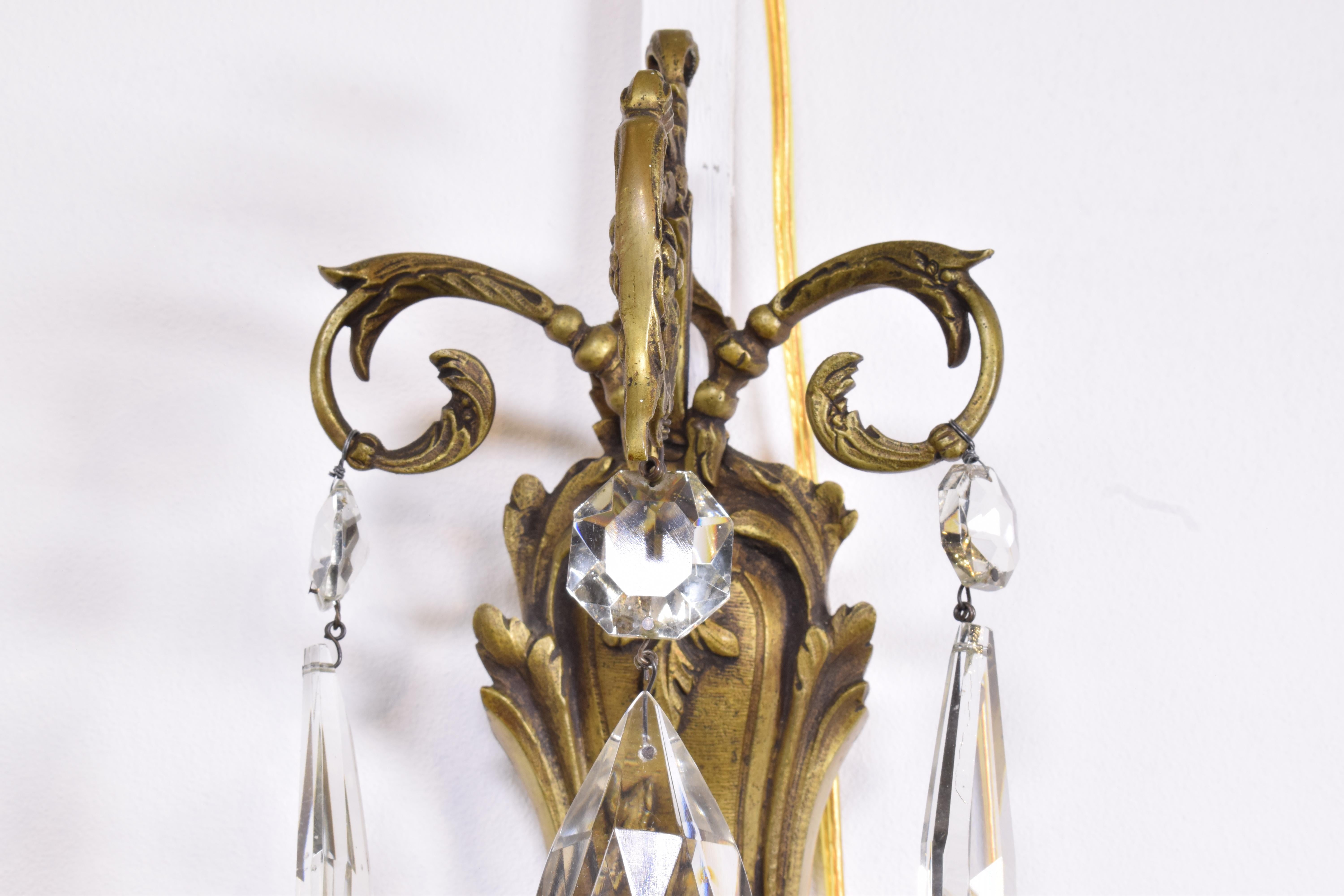 A Fine Pair Of Gilt Bronze & Crystal Wall Sconces For Sale 7