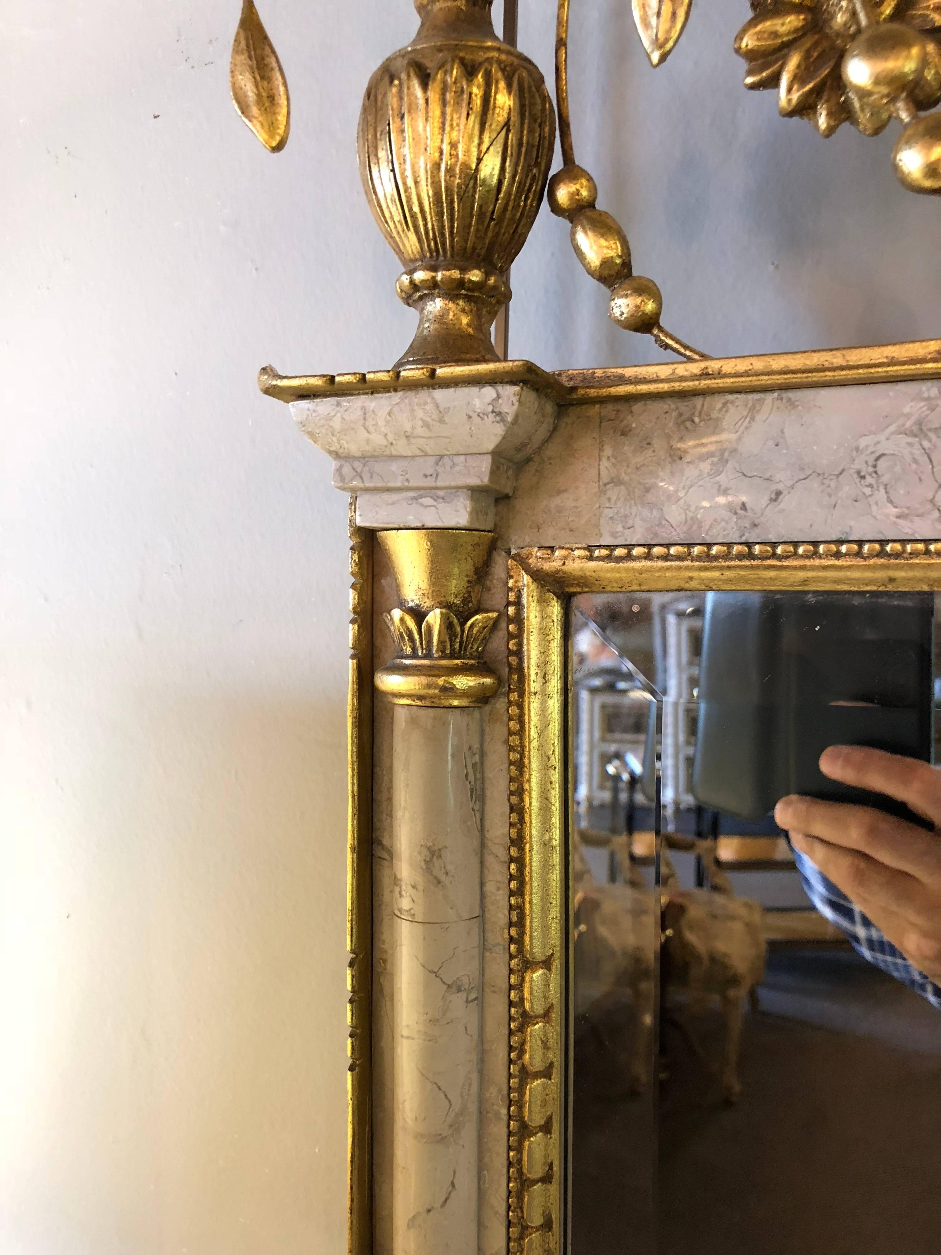 Fine Pair of Gilt Northern Italian Wall or Console Mirrors In Good Condition In Stamford, CT