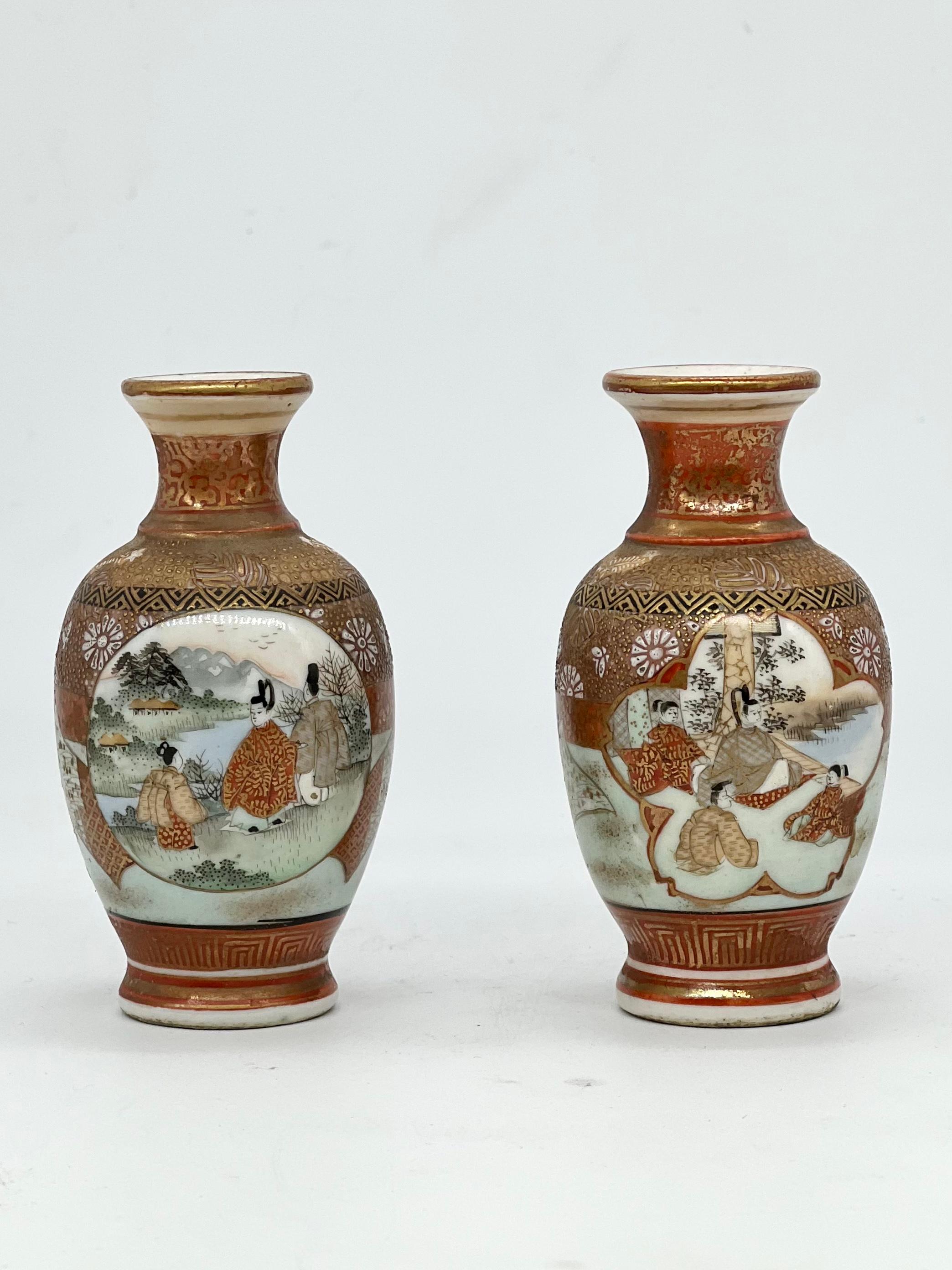 A Fine Pair of Japanese Kutani  Vases. The Best of Kutani, Satsuma.Signed. Meiji In Good Condition For Sale In London, GB