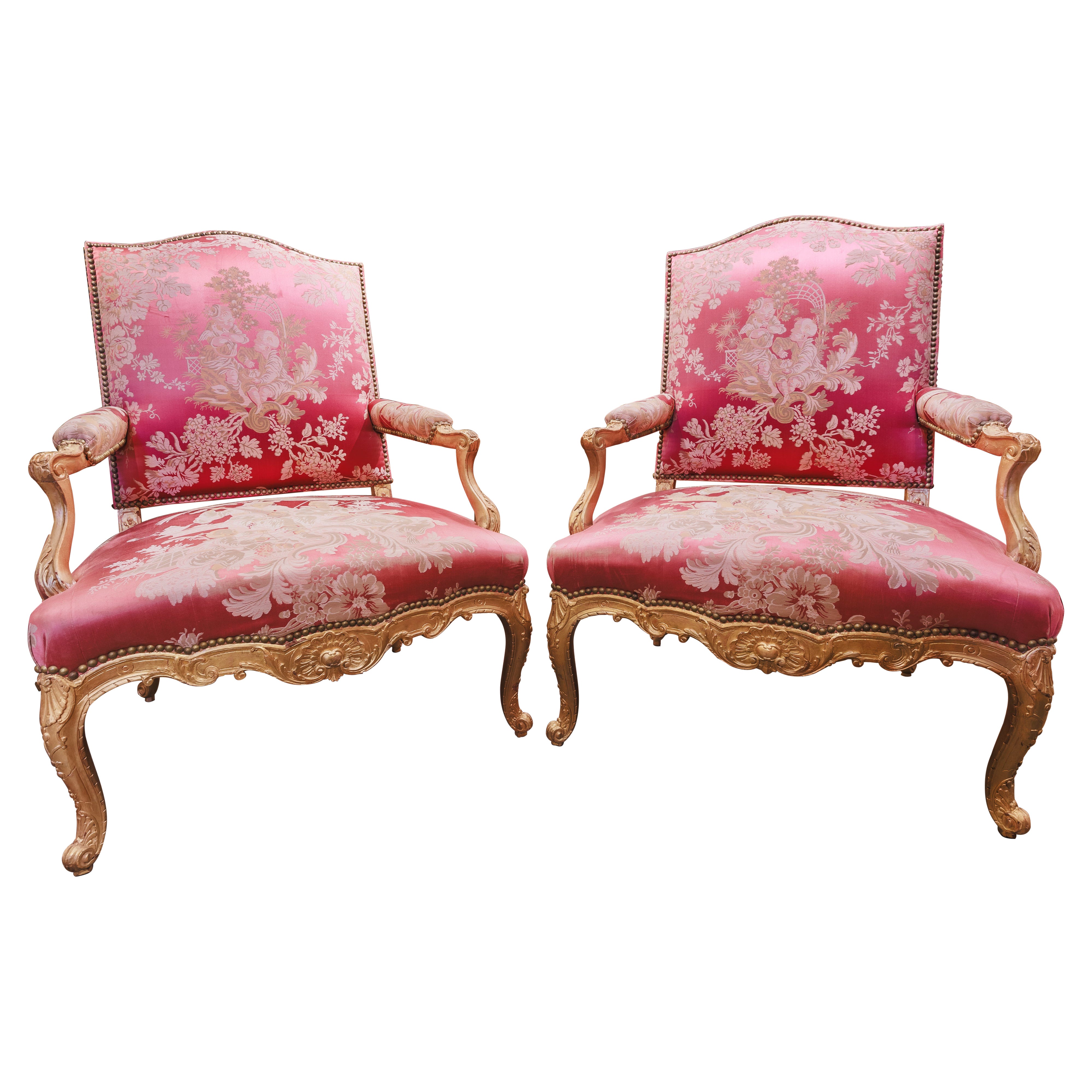 Paire de grands fauteuils Louis XV français du XIXe siècle, sculptés et dorés