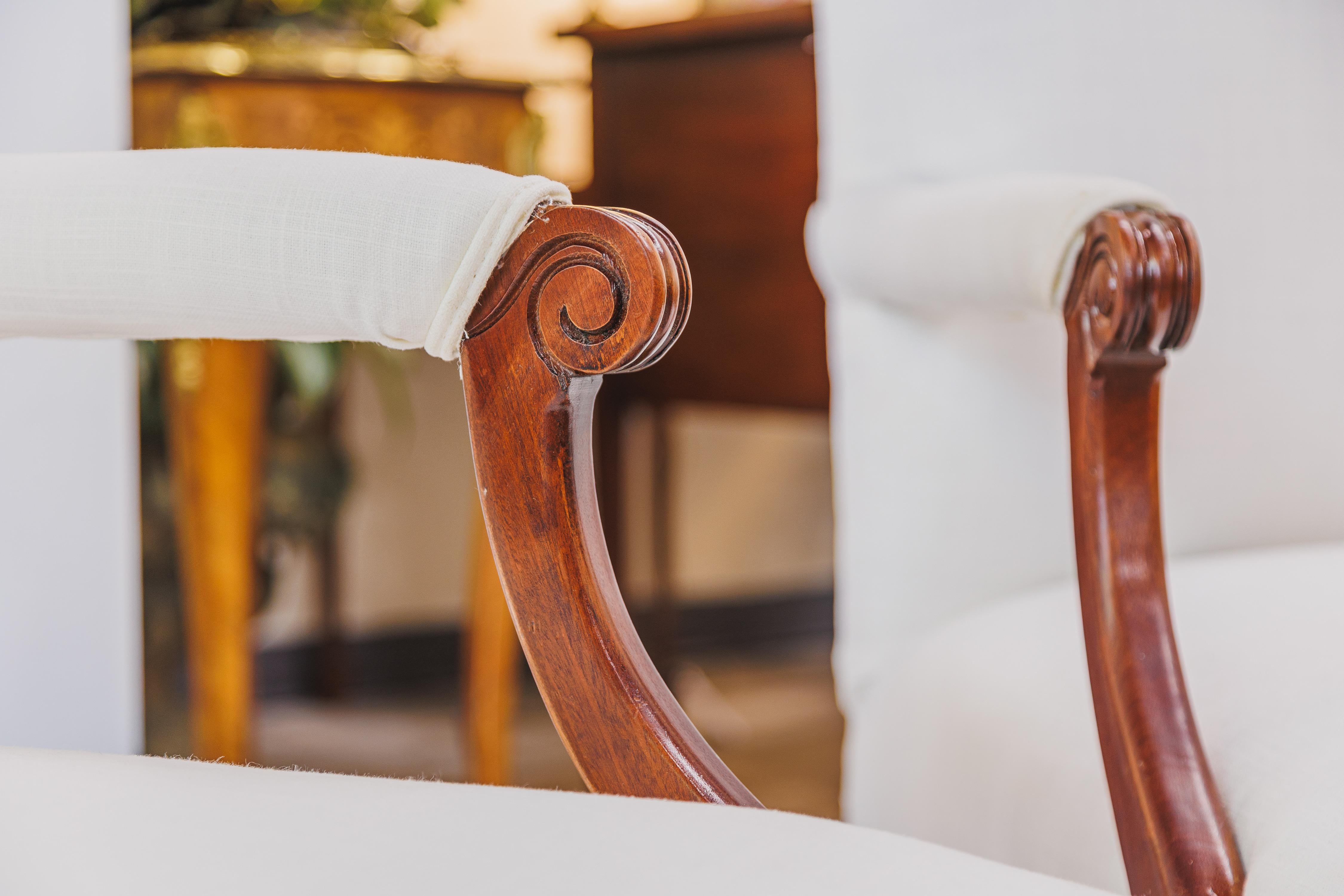 Anglais Une belle paire de grands fauteuils Chippendale chinois de la fin du 19ème siècle en vente