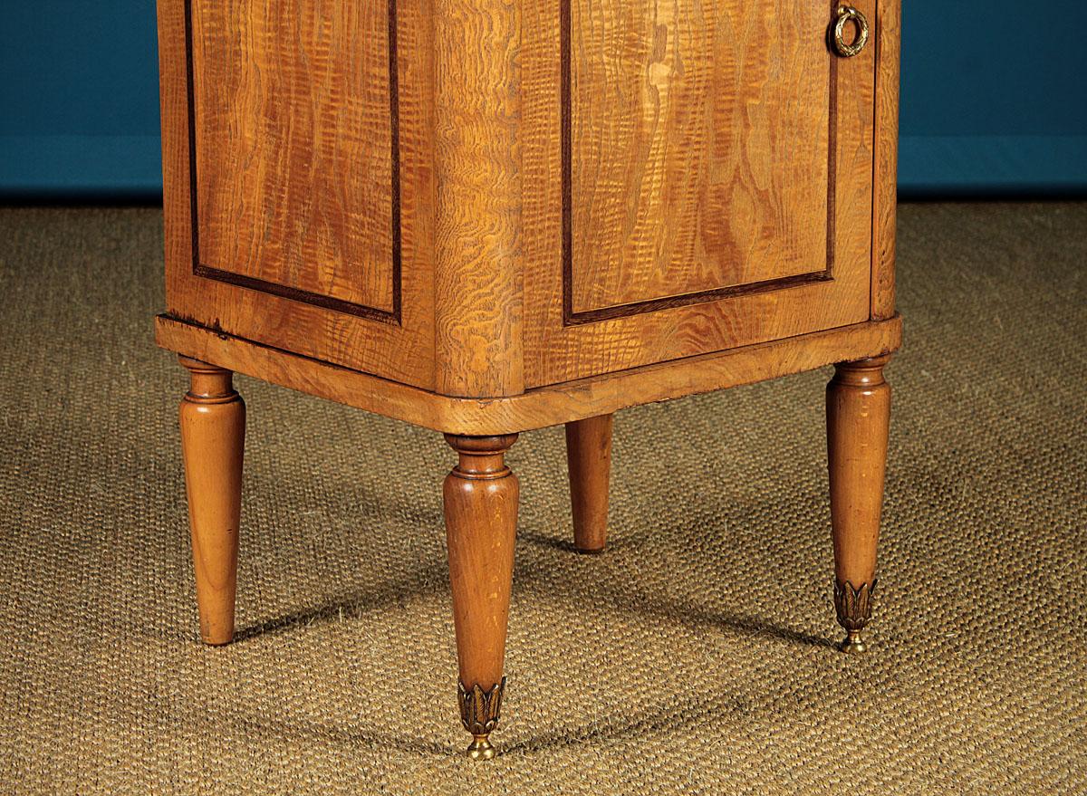 Ormolu Fine Pair of Marble Topped Bedside Cabinets, circa 1900