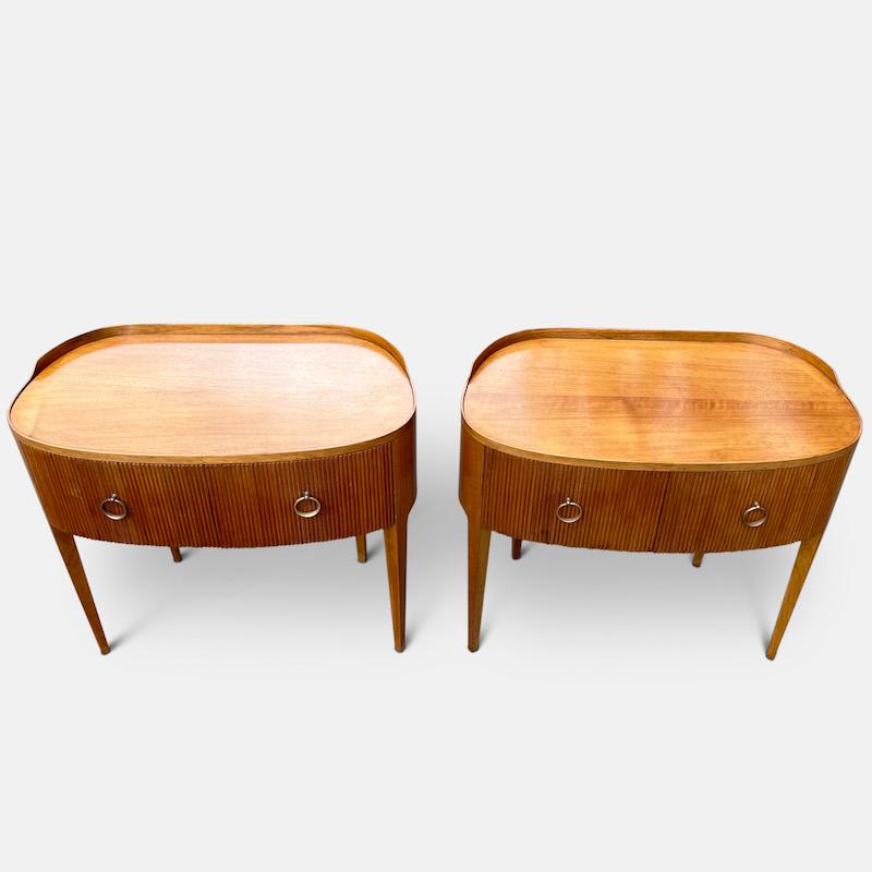 Fine Pair of Paolo Buffa Side Tables 3
