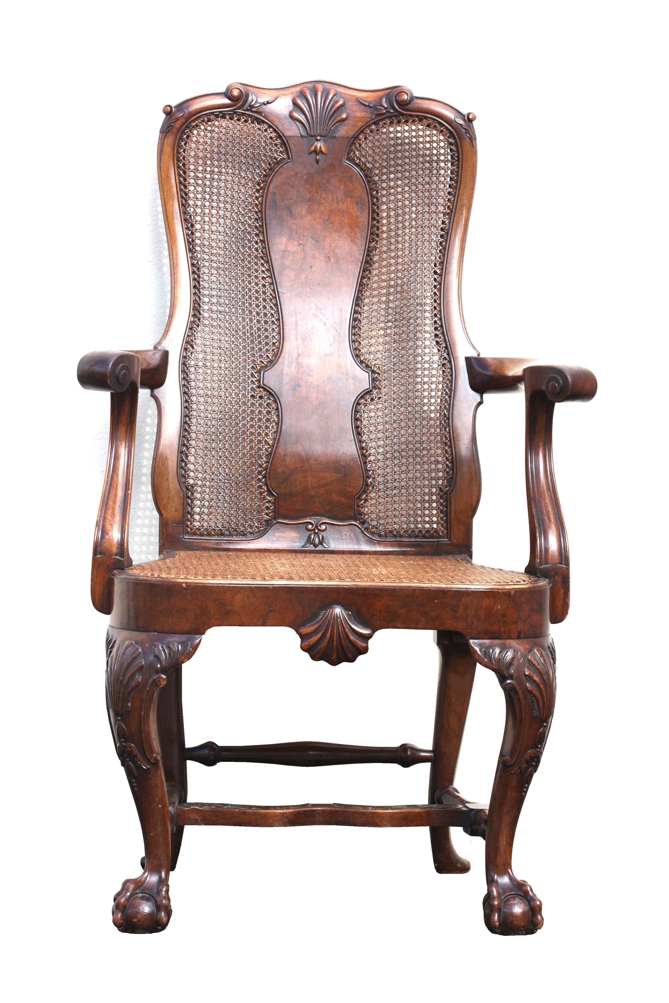 Fine Pair of Queen Anne Style Walnut Open Armchairs In Good Condition For Sale In West Palm Beach, FL
