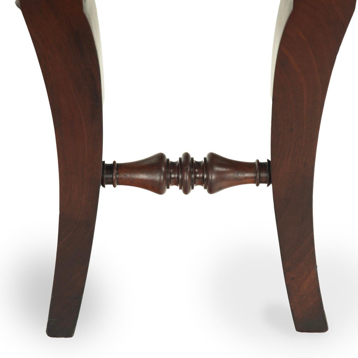 A fine pair of Regency mahogany armorial hall chairs attributed Gillows For Sale 2