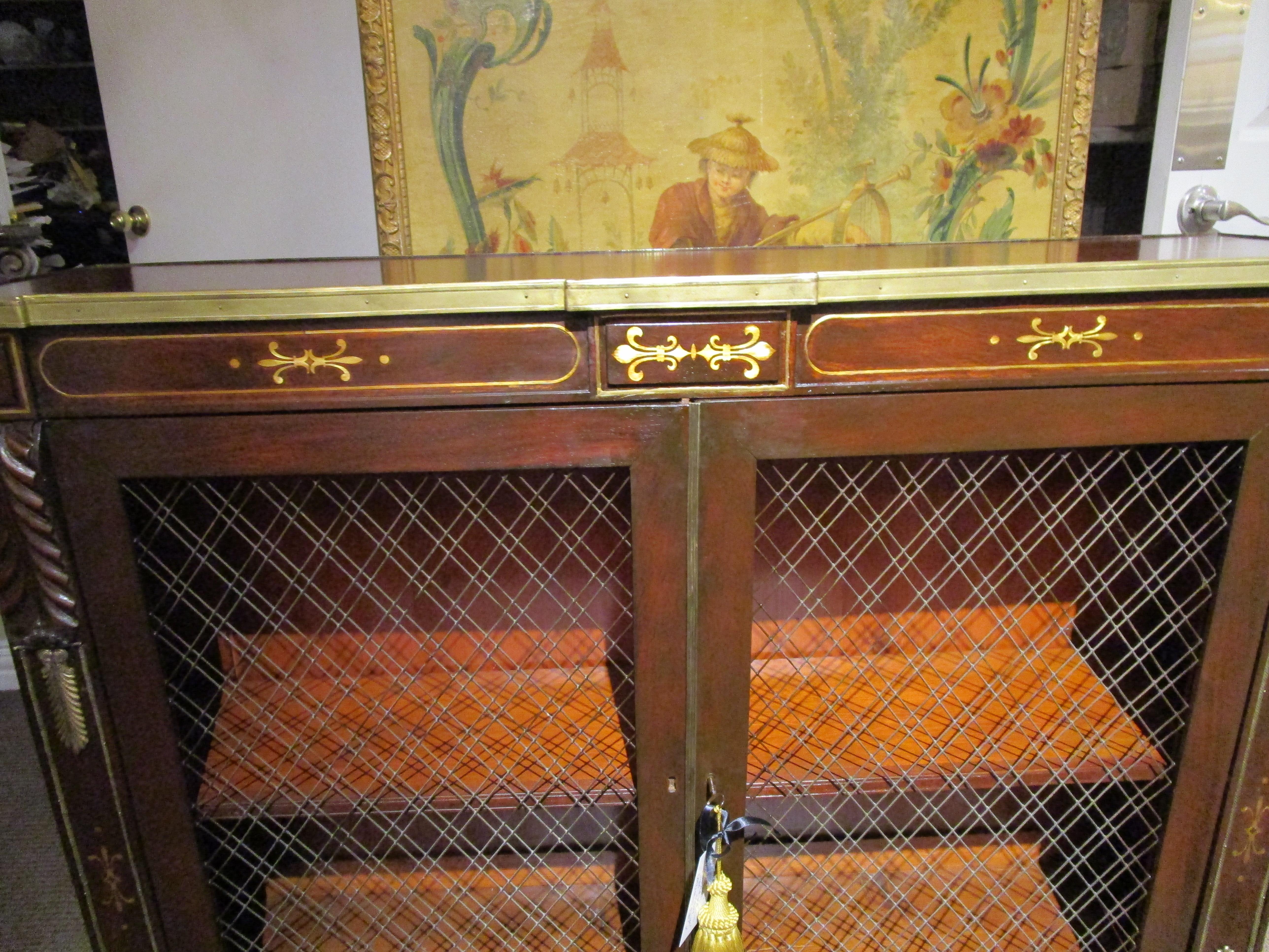 Fine Pair of Regency Period Mahogany and Gilt Brass Inlayed Bookcases In Good Condition In Dallas, TX