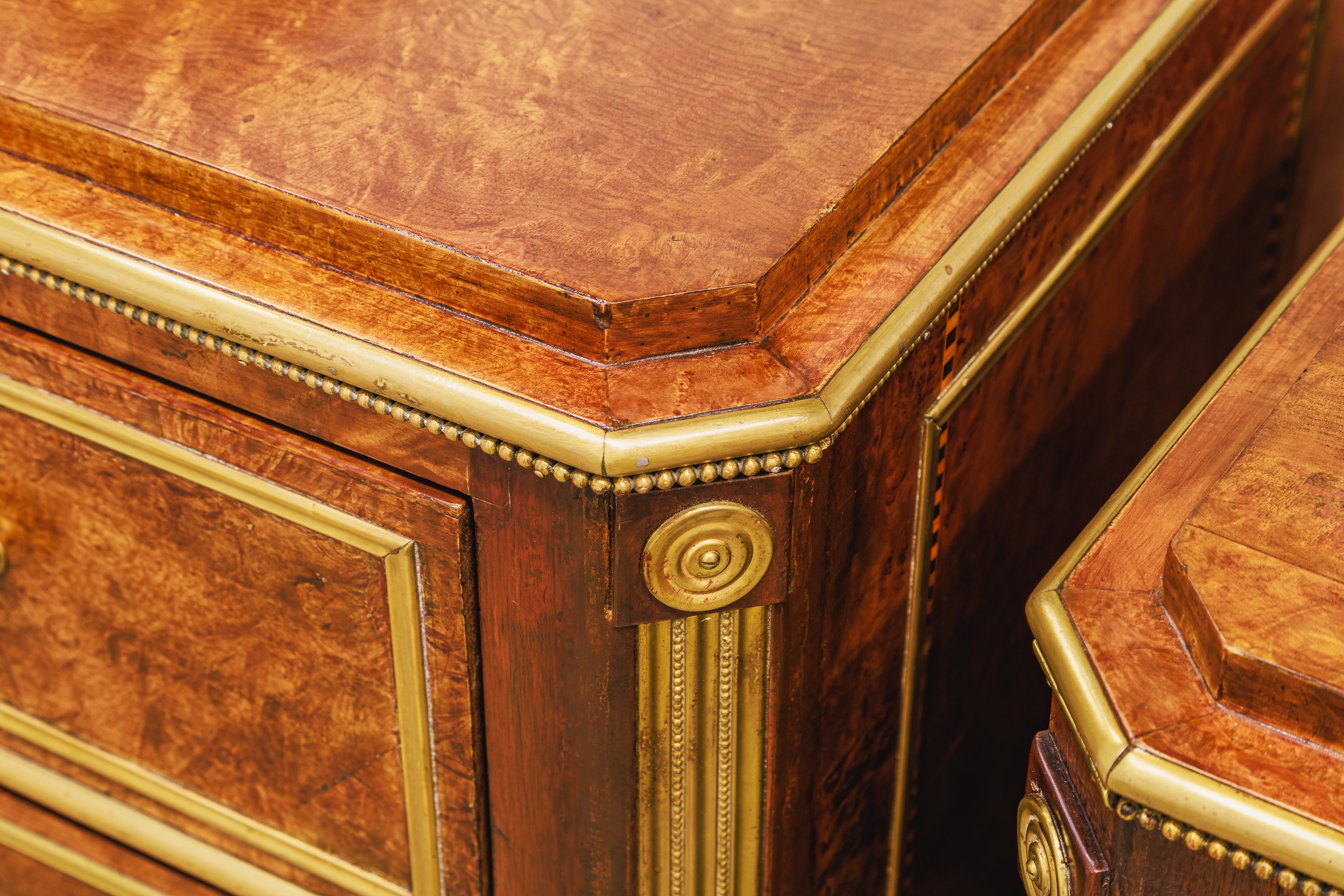 20th Century A fine pair of Russian light mahogany and brass inlayed commodes For Sale