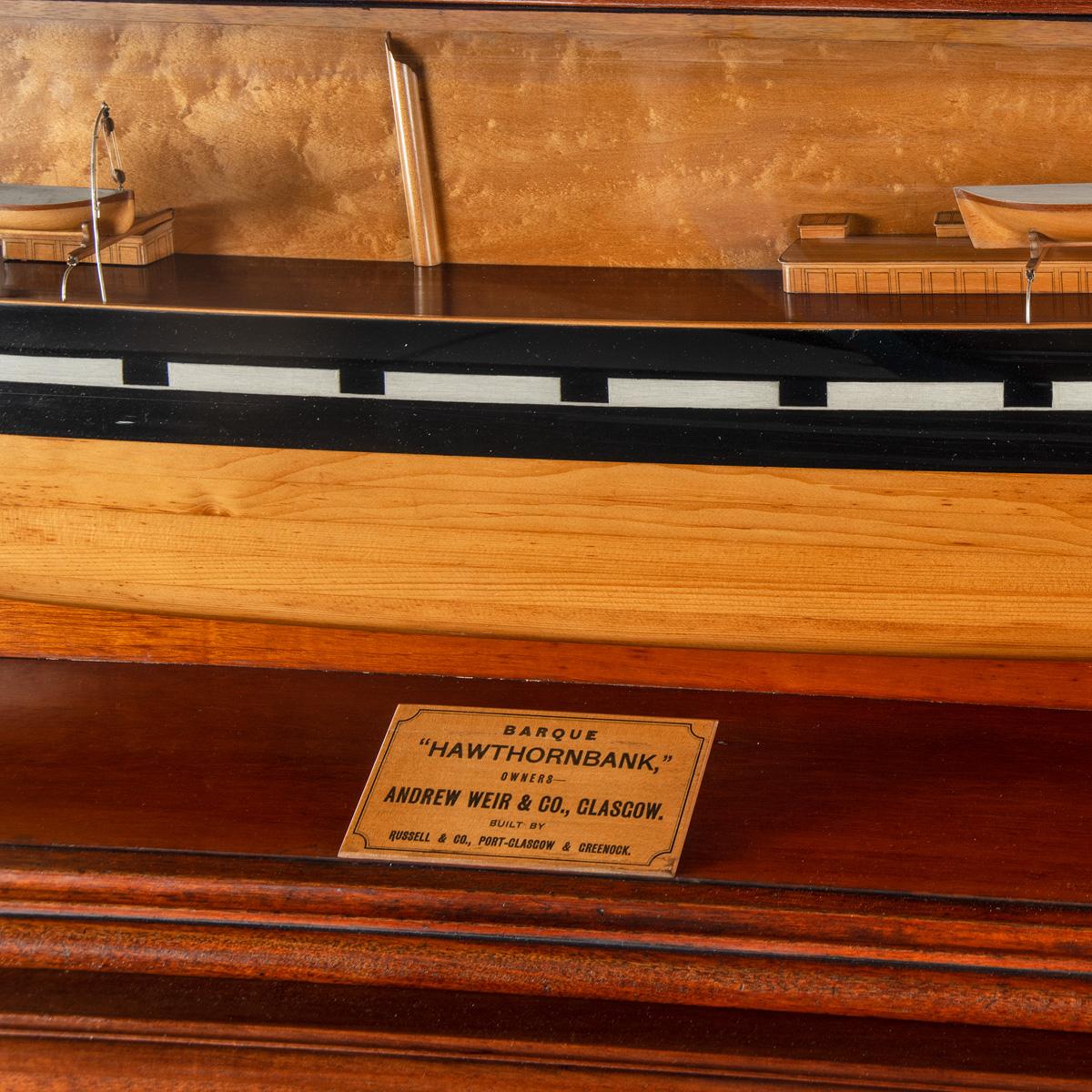 Modèle de présentation en demi-coque du Hawthornbank, lancé en 1889 en vente 7