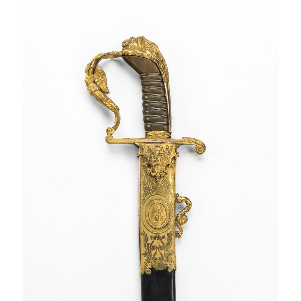 Belle épée de présentation donnée au lieutenant Charles Peake en vente 2