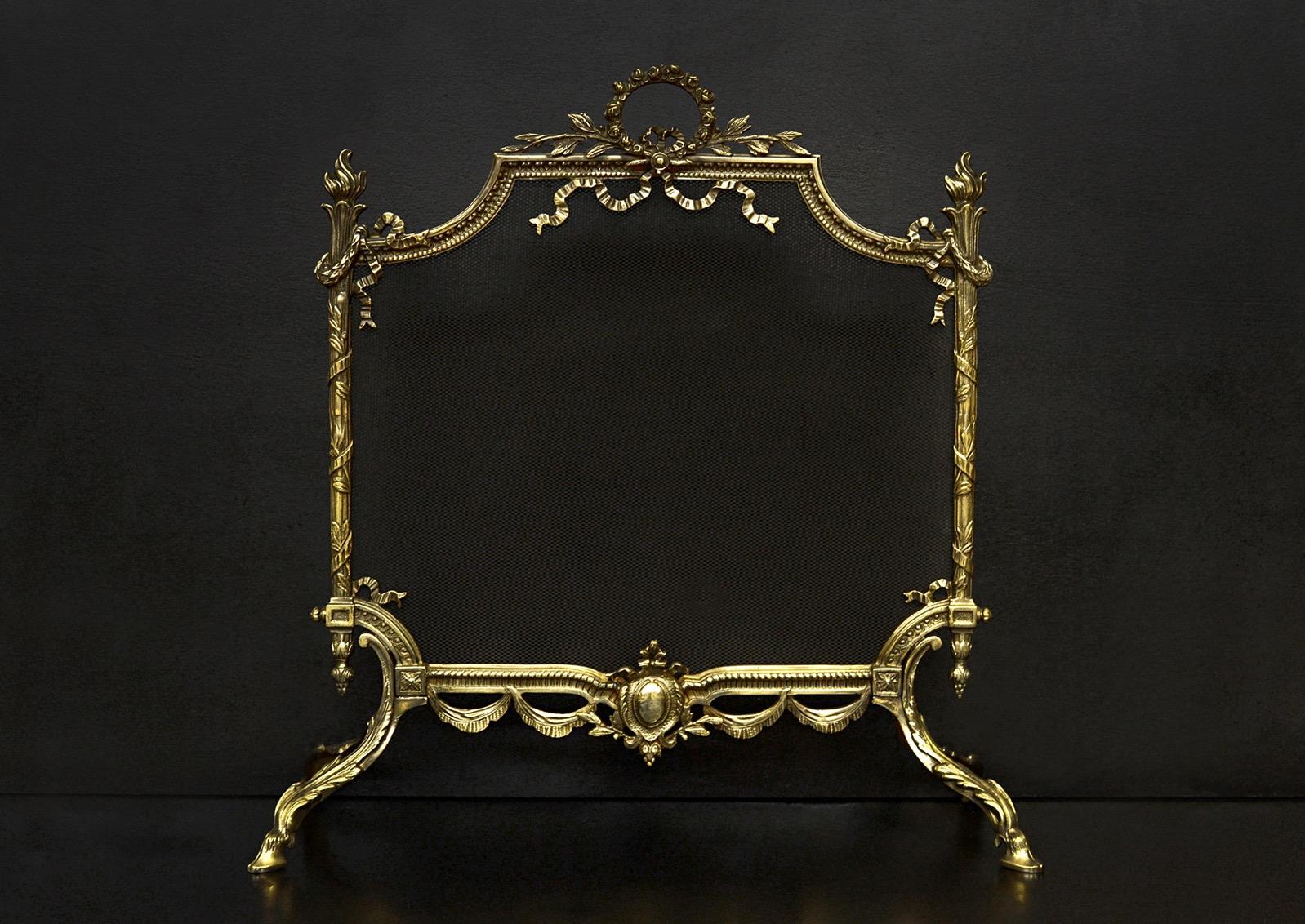 Fine Quality 19th Century English Regency Style Brass Firescreen In Good Condition For Sale In London, GB