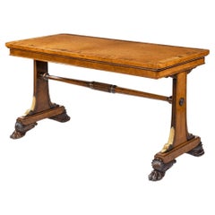 Ein hochwertiger Amboyna-Schreibtisch aus der George-IV-Periode, Morel und Seddon zugeschrieben