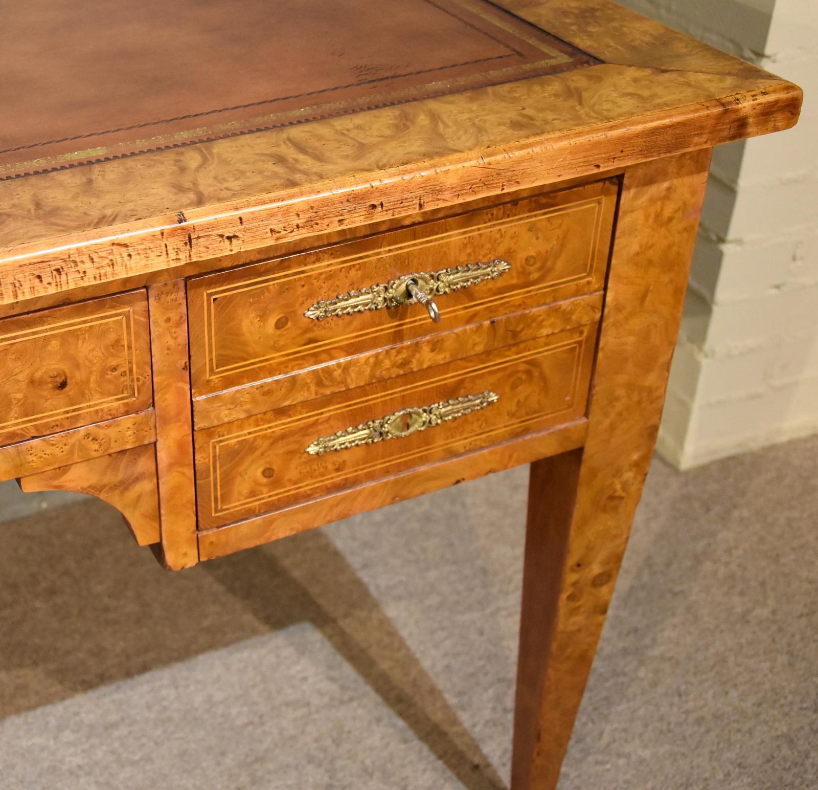 Fine Quality French Burr Elm Desk and Chair In Good Condition In Wiltshire, GB