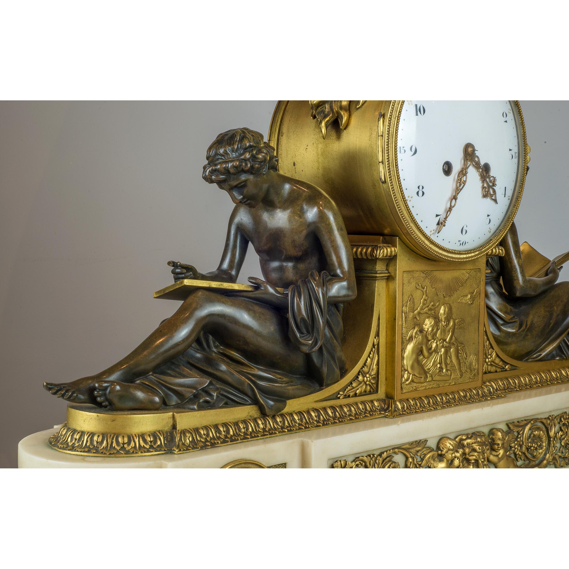 Pendule de cheminée française de qualité en bronze doré et patiné Bon état - En vente à New York, NY