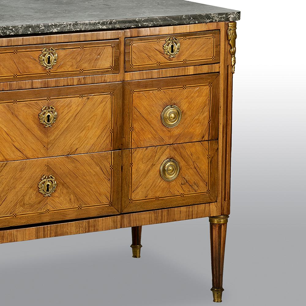 Fine Quality French Ormolu-Mounted Commode In Good Condition In Uckfield, Sussex