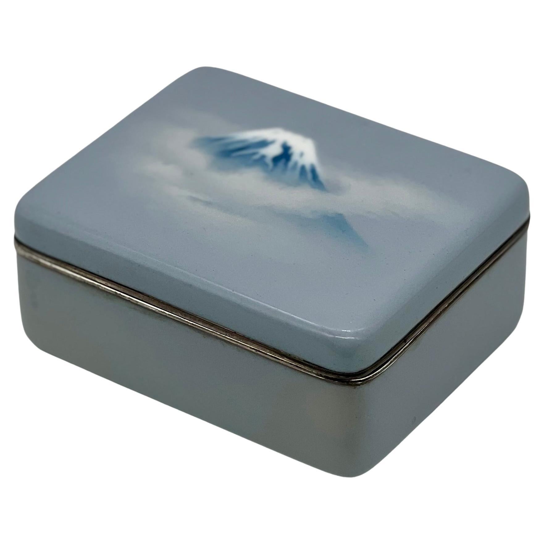 Caja japonesa de esmalte cloisonné de alta calidad, estilo Sosuke, atribuida a Ando.