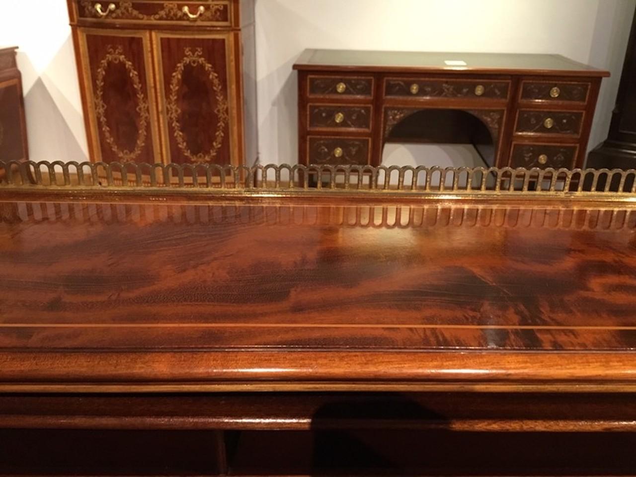 Fine Quality Mahogany Inlaid Edwardian Period Desk by Maple & Co. of London 8