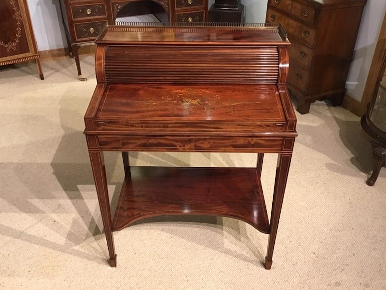 Early 20th Century Fine Quality Mahogany Inlaid Edwardian Period Desk by Maple & Co. of London