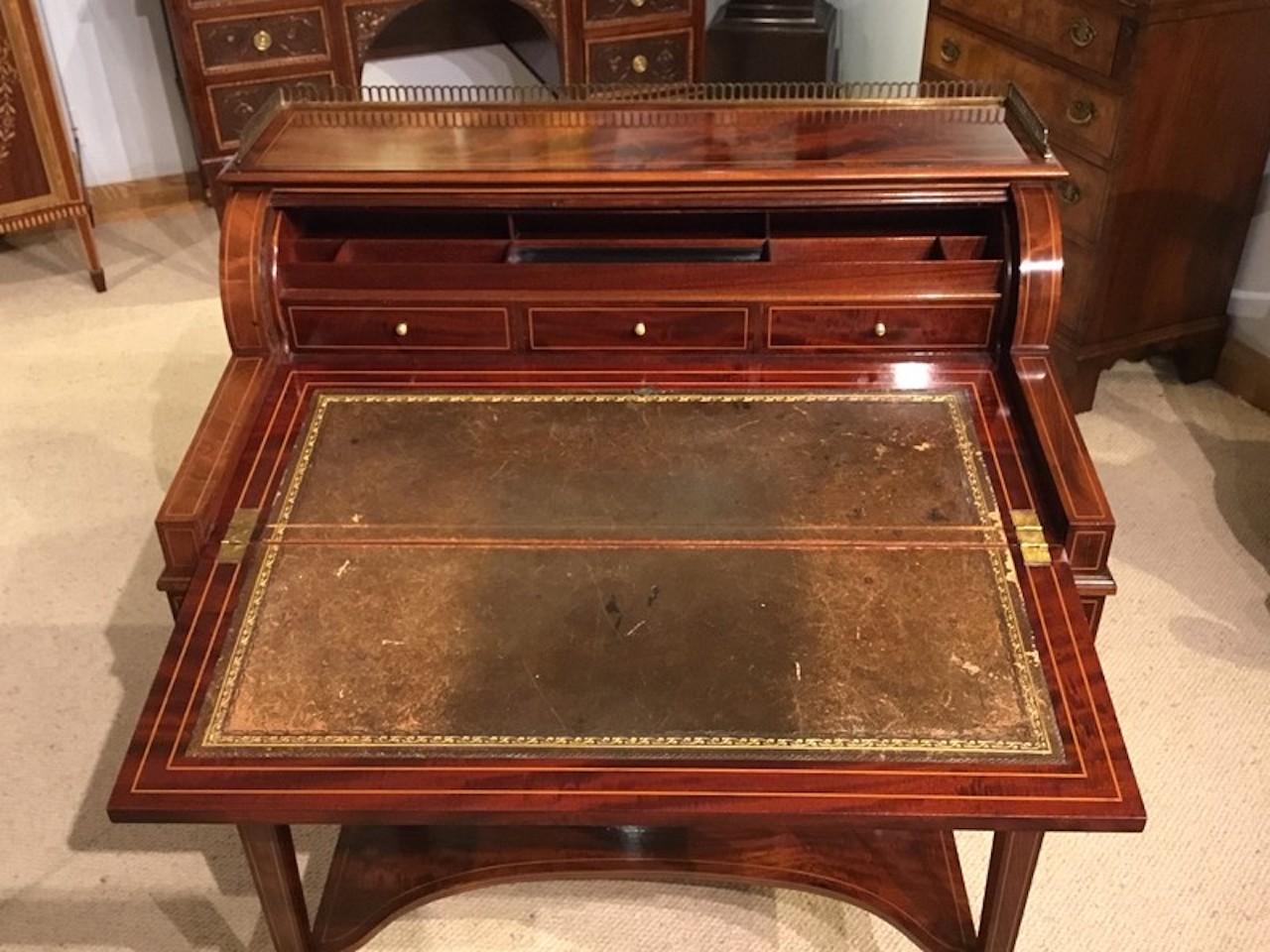 Fine Quality Mahogany Inlaid Edwardian Period Desk by Maple & Co. of London 2