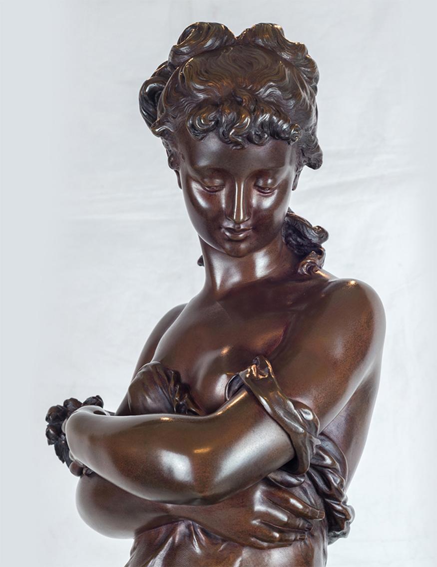 Fine Quality Patinated Bronze Statue of a Robed Woman by Hippolyte Moreau In Good Condition In New York, NY