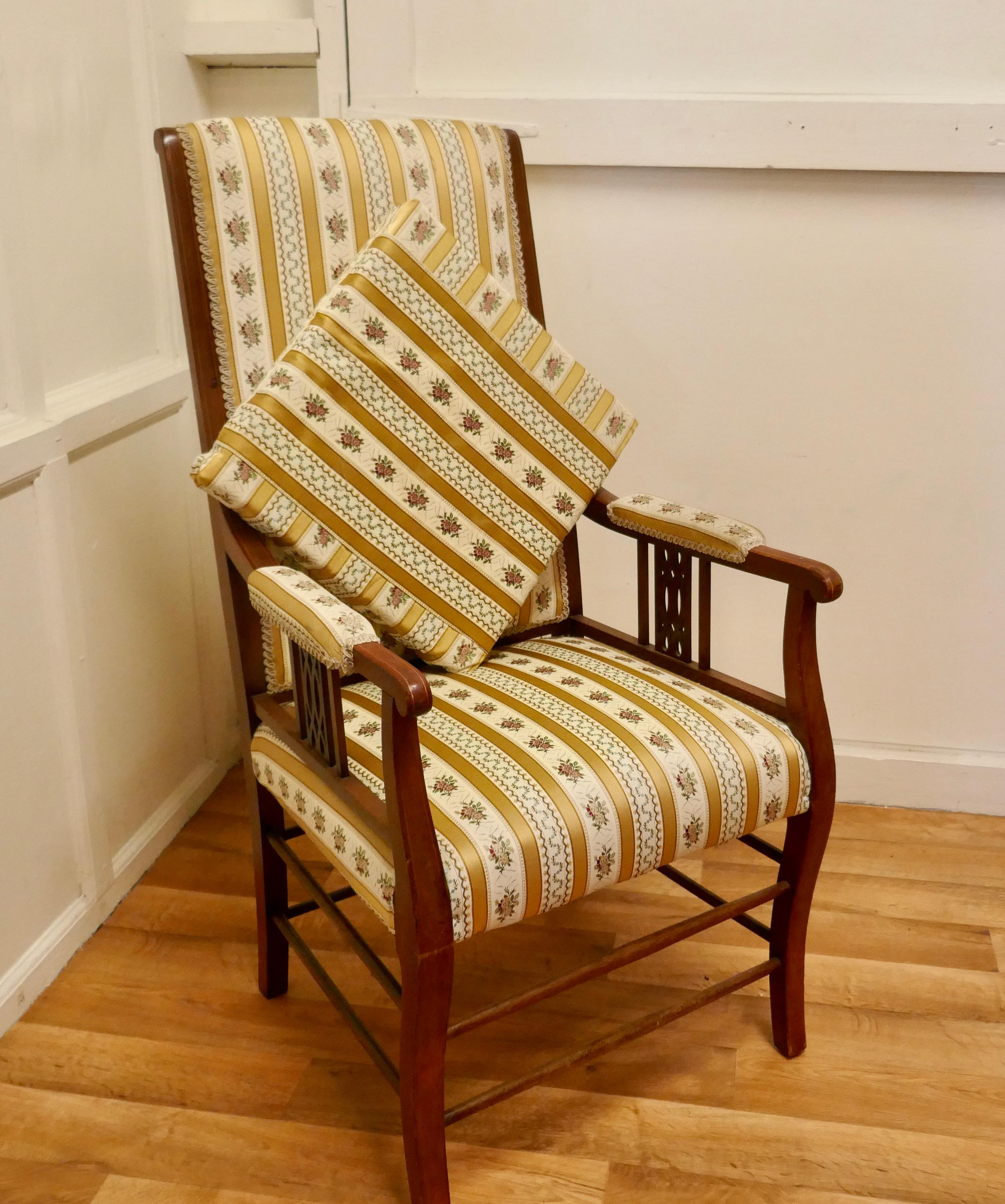 Fine Quality Regency Style High Back Upholstered Arm Chair In Good Condition For Sale In Chillerton, Isle of Wight