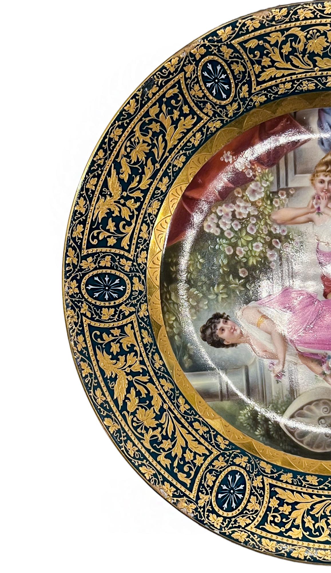 A Fine Quality Royal Vienna Porcelain Gilded Cabinet Plate Depicting Two Beautie In Good Condition For Sale In New York, NY