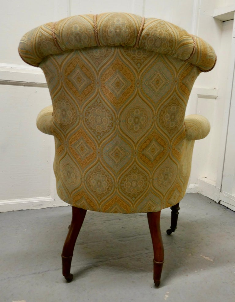 19th Century Fine Quality Victorian Button Back Arm Chair For Sale