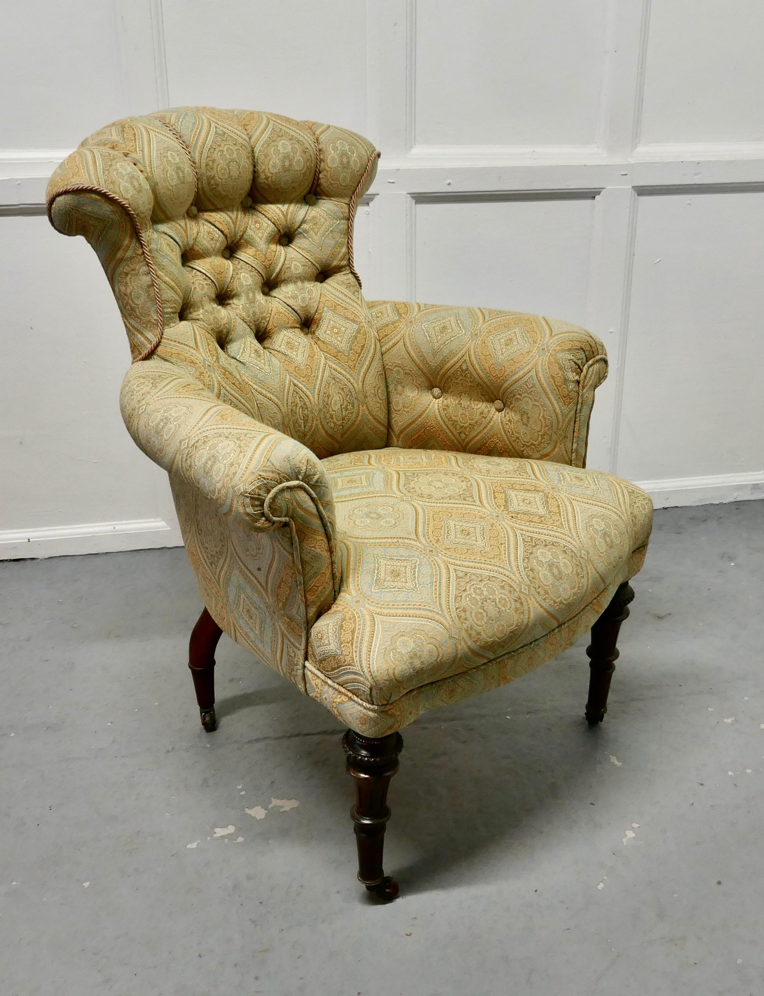 Fine Quality Victorian Button Back Arm Chair In Good Condition For Sale In Chillerton, Isle of Wight