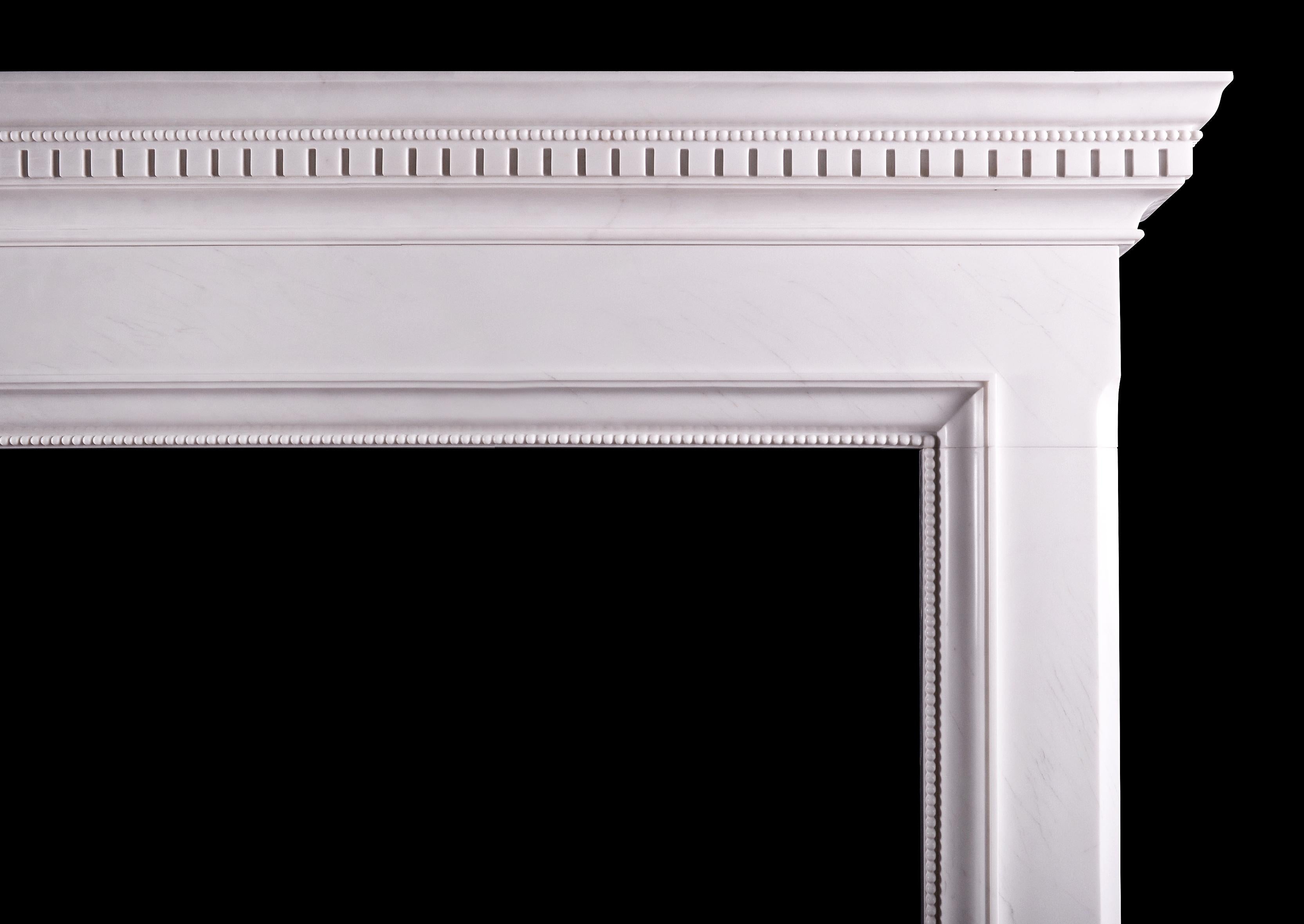 Fine Quality White Marble Fireplace in the Georgian Manner In Good Condition For Sale In London, GB