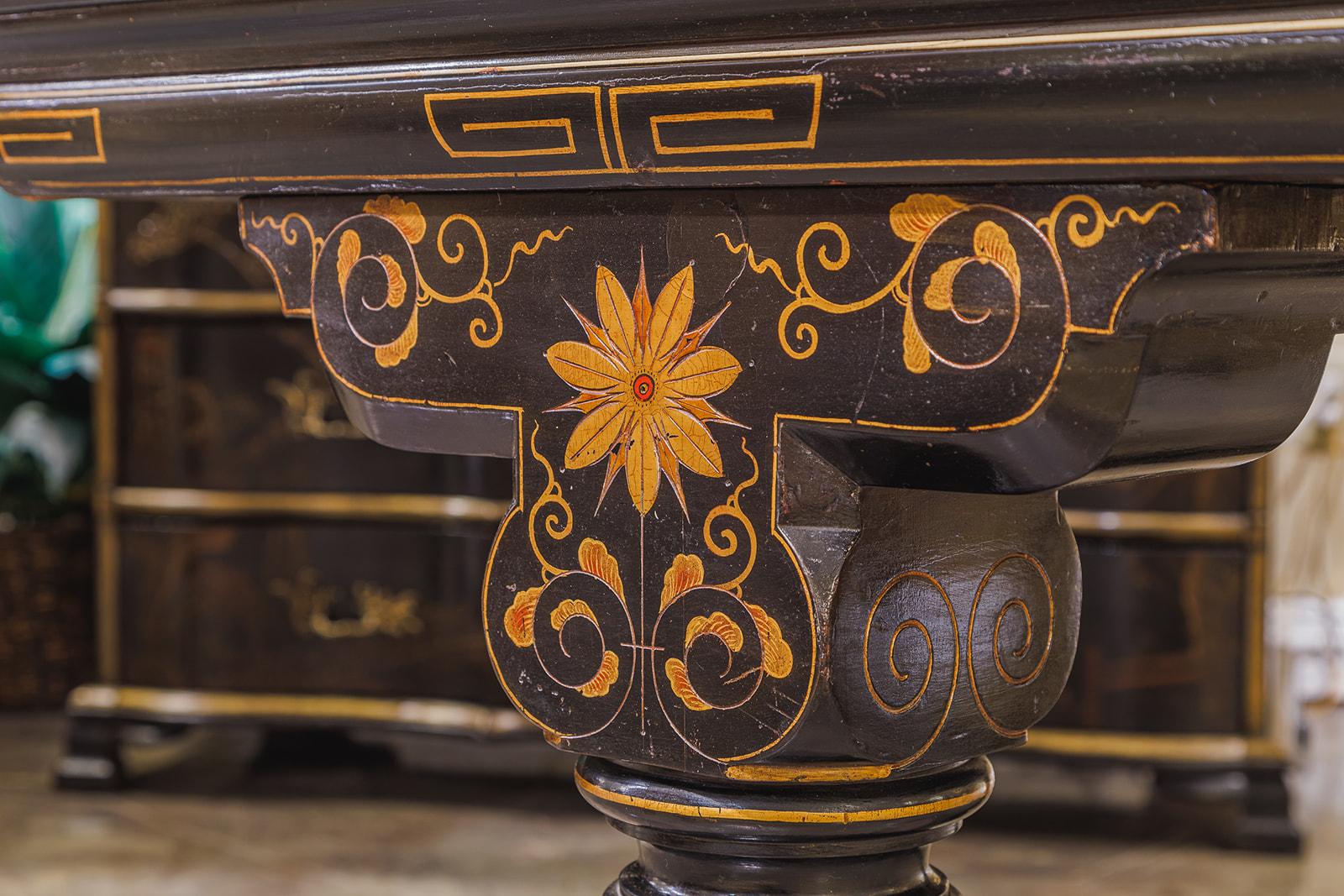 A fine rare 19th c  Steinway grand piano ebonized and Chinoiserie painted scenes In Good Condition For Sale In Dallas, TX