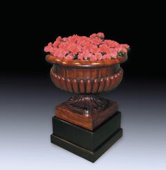 A fine Regency period mahogany campana shaped Cellarette/Jardiniere