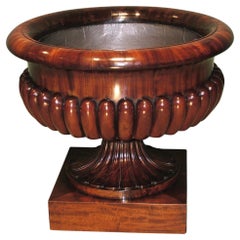 Fina Cellarette/Jardiniere de caoba en forma de campana de la época de la Regencia
