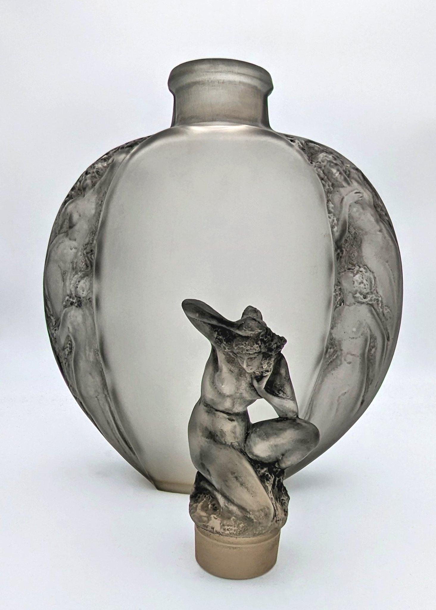 Art Déco Un bel vaso art déco di René Lalique 