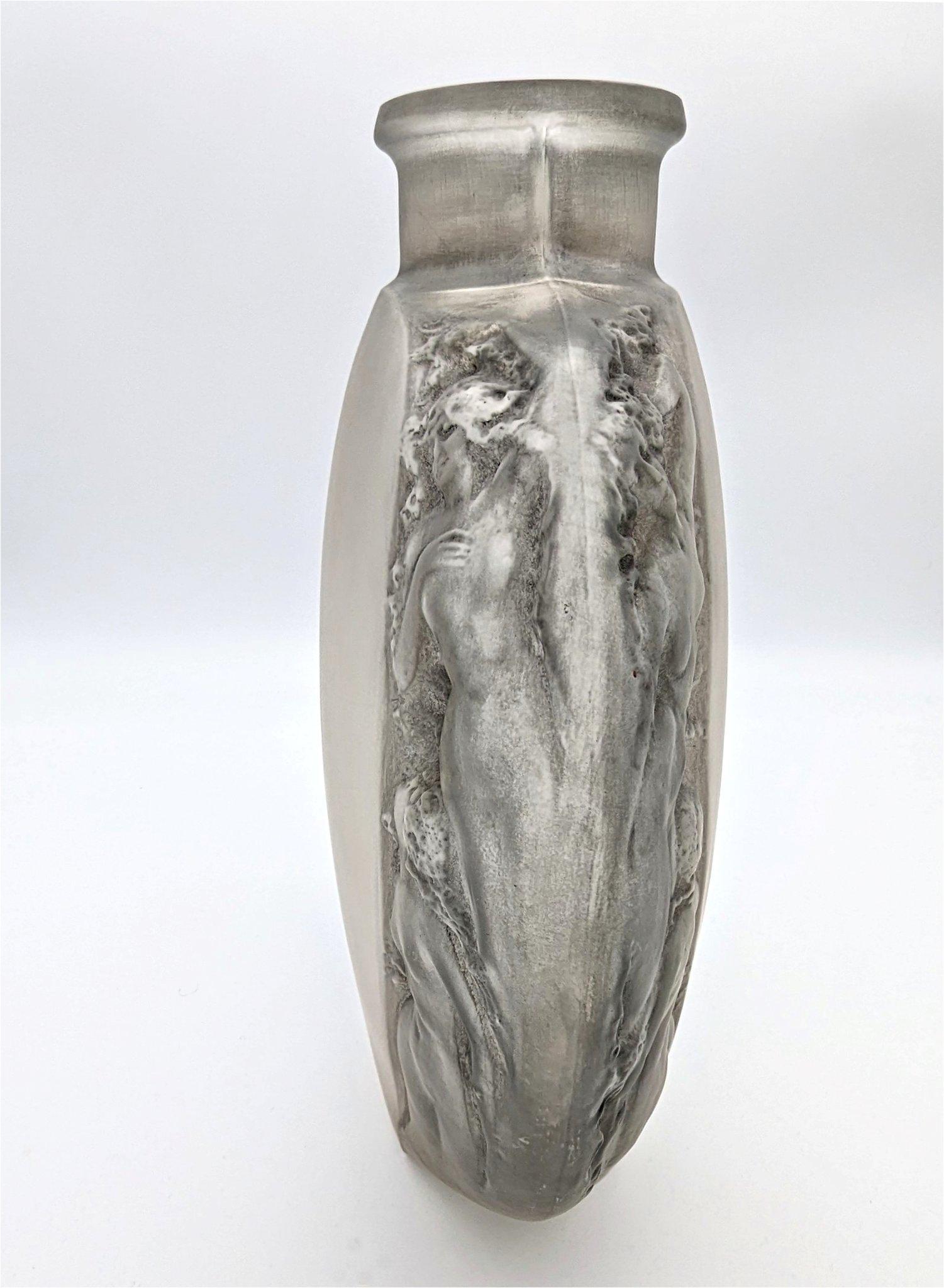 Francese Un bel vaso art déco di René Lalique 