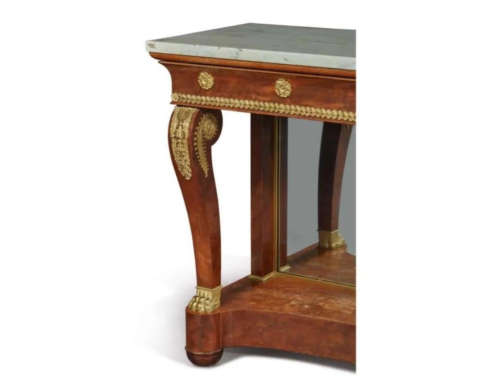 Fine Russian Empire Ormolu-Mounted Mahogany Console Table, circa 1815 In Good Condition For Sale In New York, NY