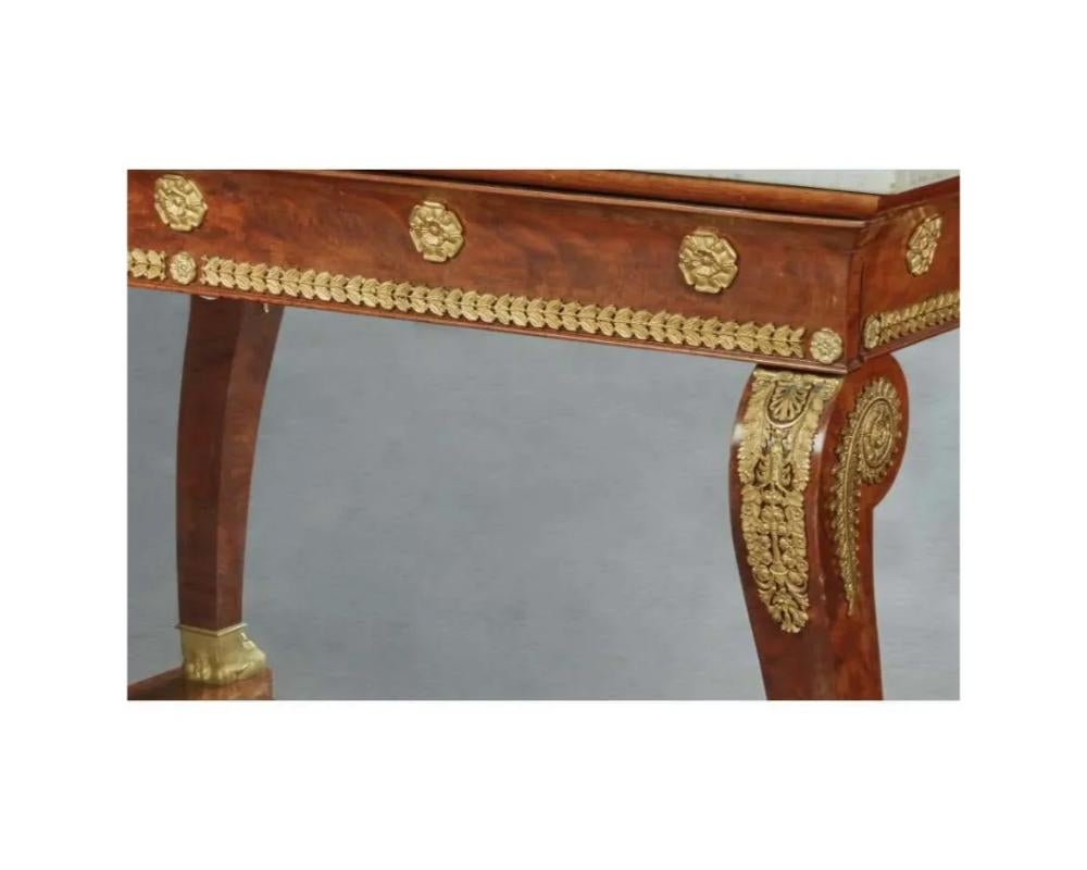 Table console russe de style Empire en acajou avec ornements en bronze doré, vers 1815 en vente 1