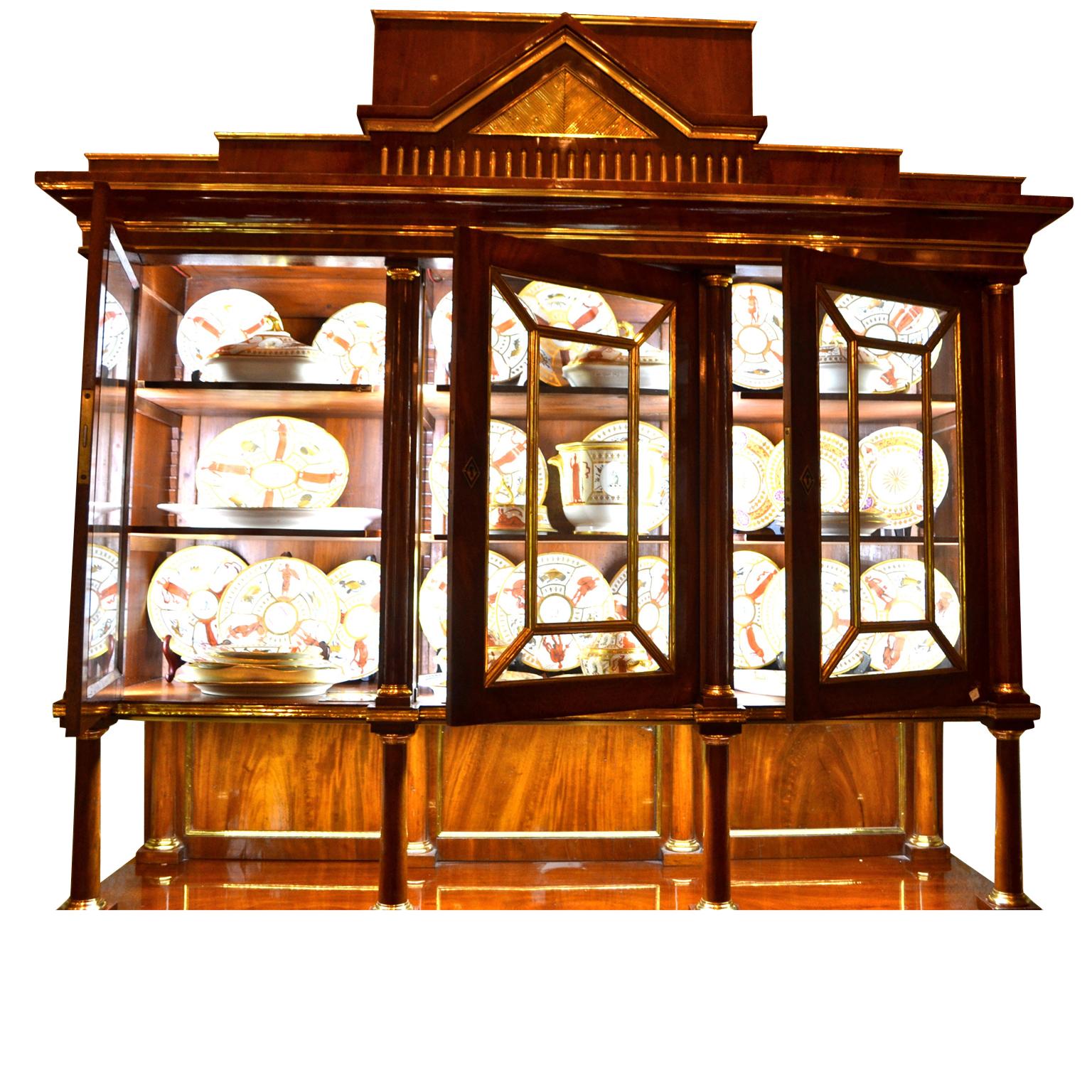 18th Century Imperial Russian Gilt Bronze, Brass and Mahogany Display Cabinet For Sale 2