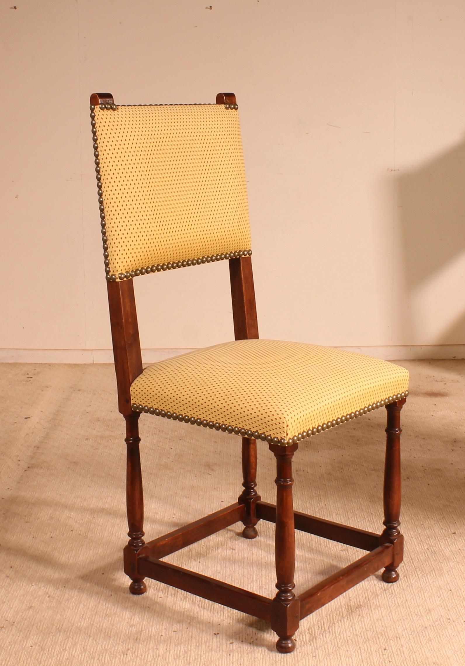 Walnut Fine Set of 6 Chairs and Two Armchairs in Mahogany, 19th Century For Sale